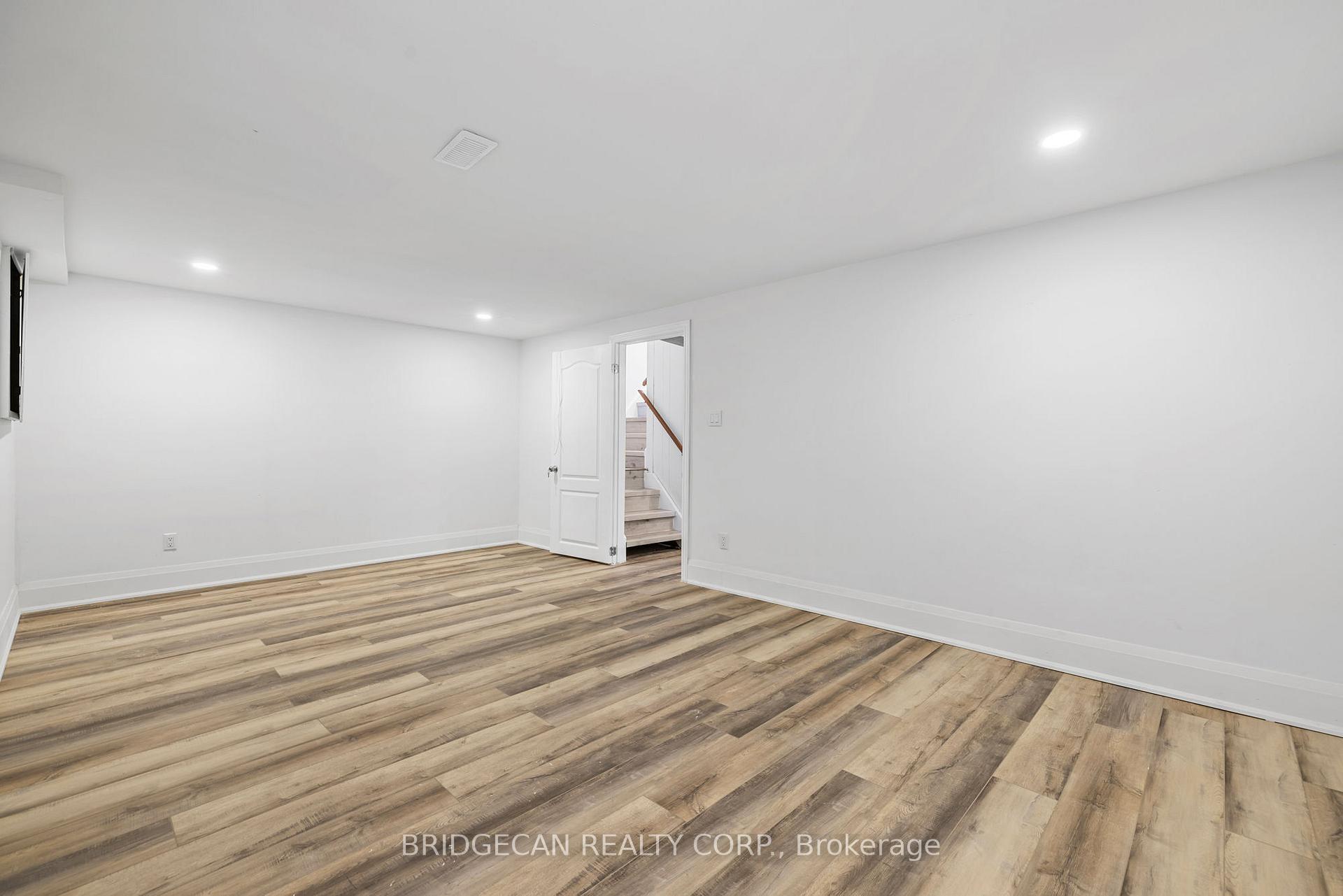 Photo 23 of Unit 118, 151 Gateshead Crescent, Hamilton, Stoney Creek — HOMEH