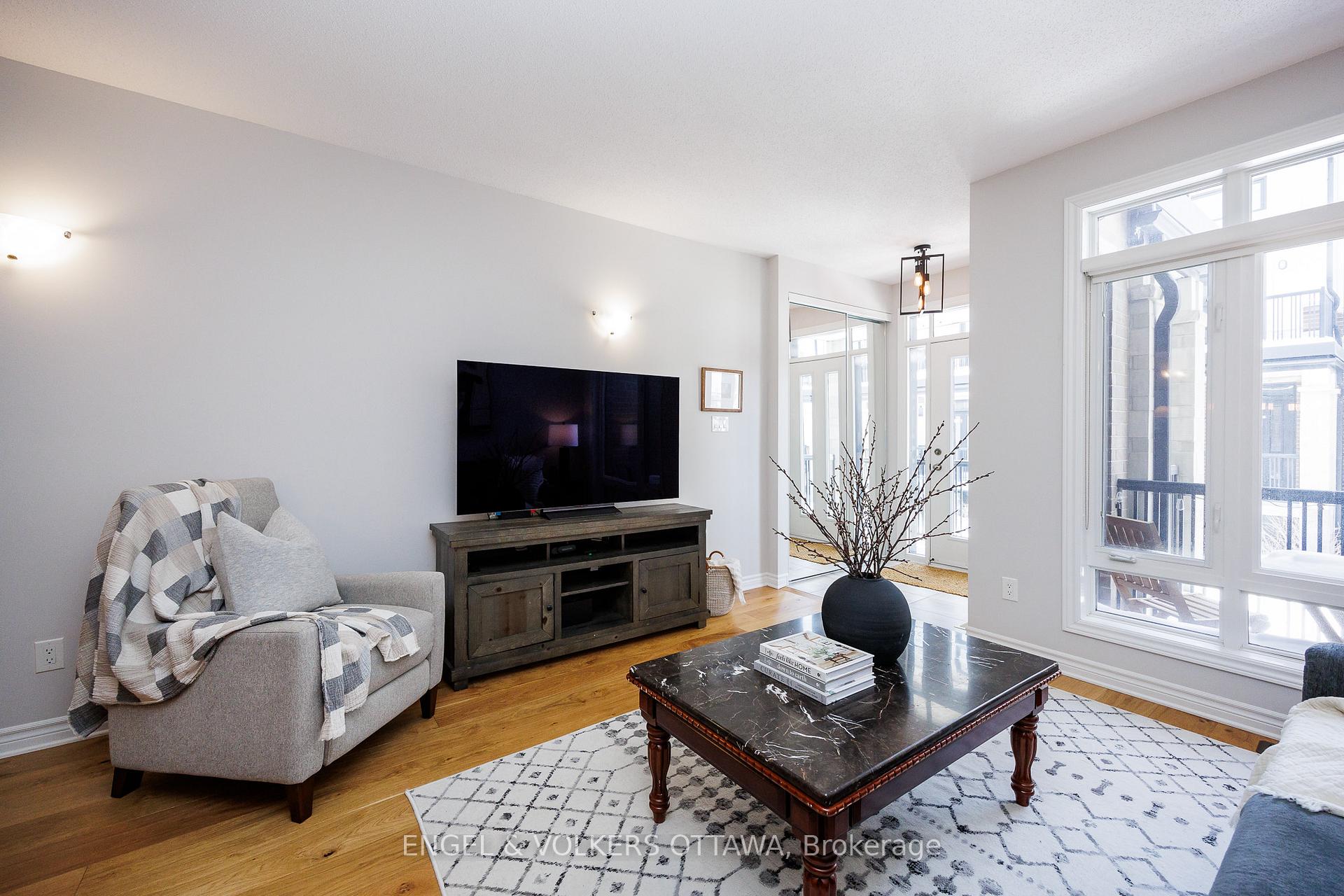 Photo 5 of Unit 101, 292 Pembina Private Point, Ottawa, Riverside South/Gloucester Glen — HOMEH