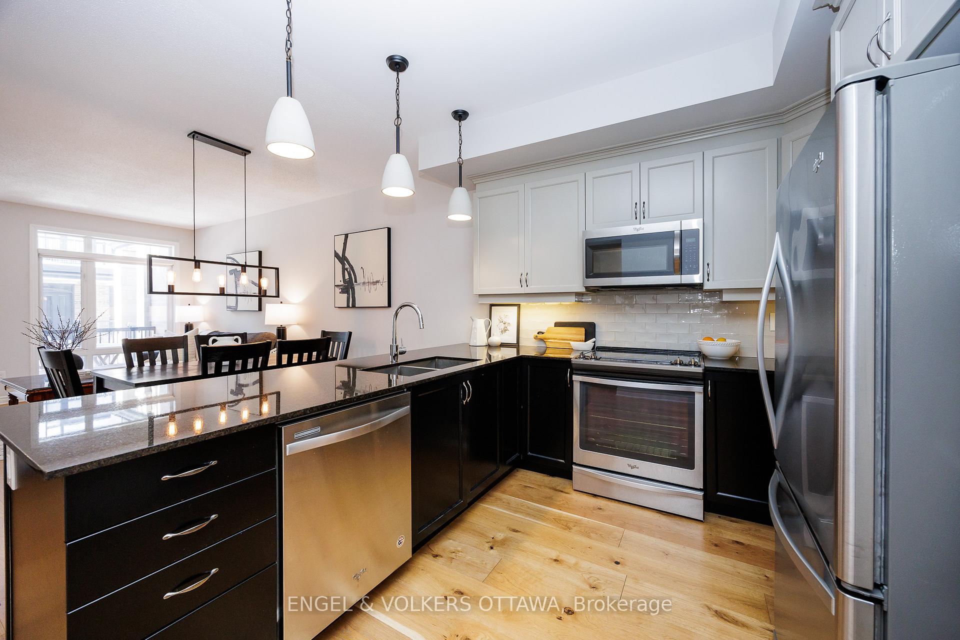Photo 10 of Unit 101, 292 Pembina Private Point, Ottawa, Riverside South/Gloucester Glen — HOMEH