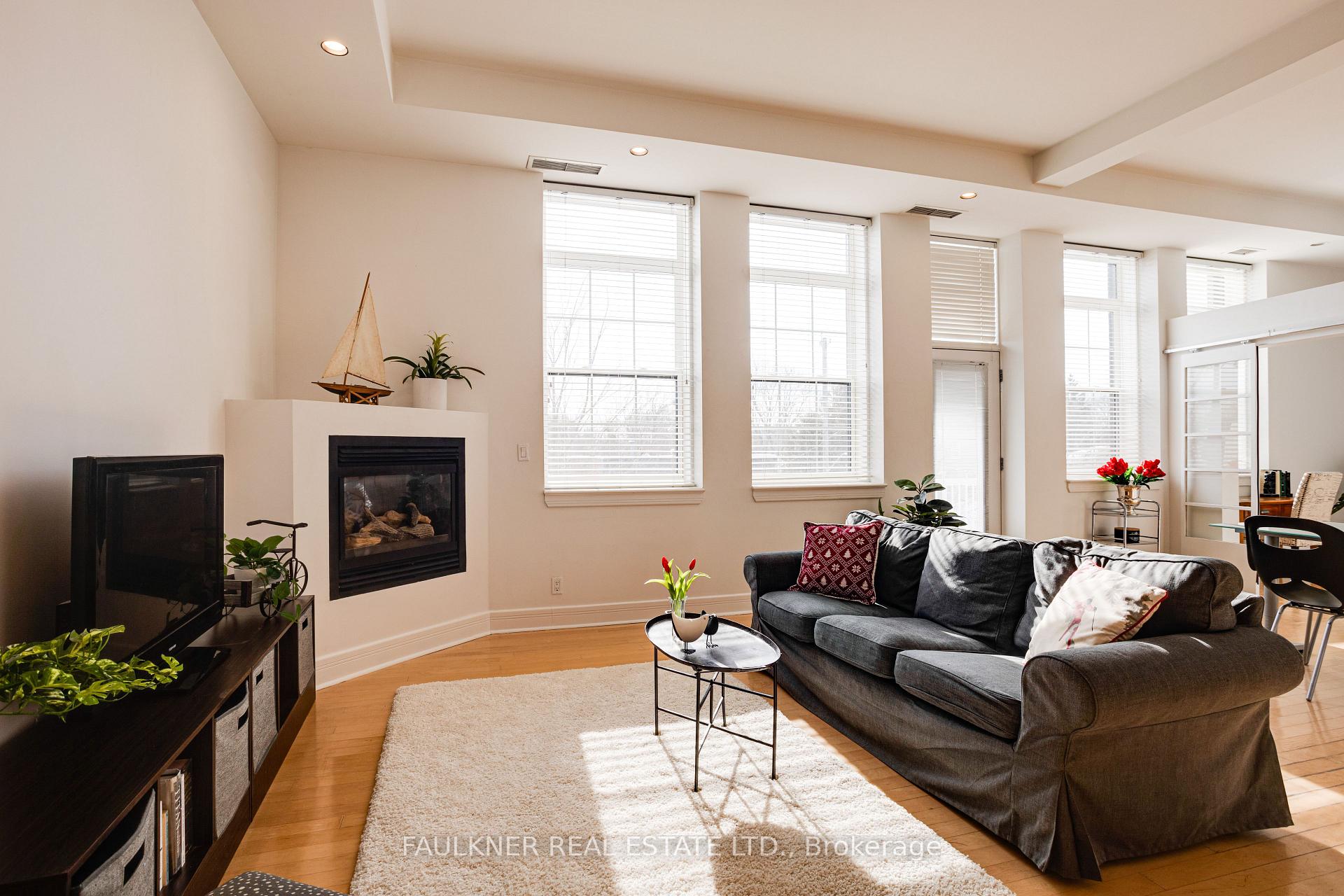 Photo 6 of Unit 301, 174 Stanley Avenue, Ottawa, New Edinburgh — HOMEH