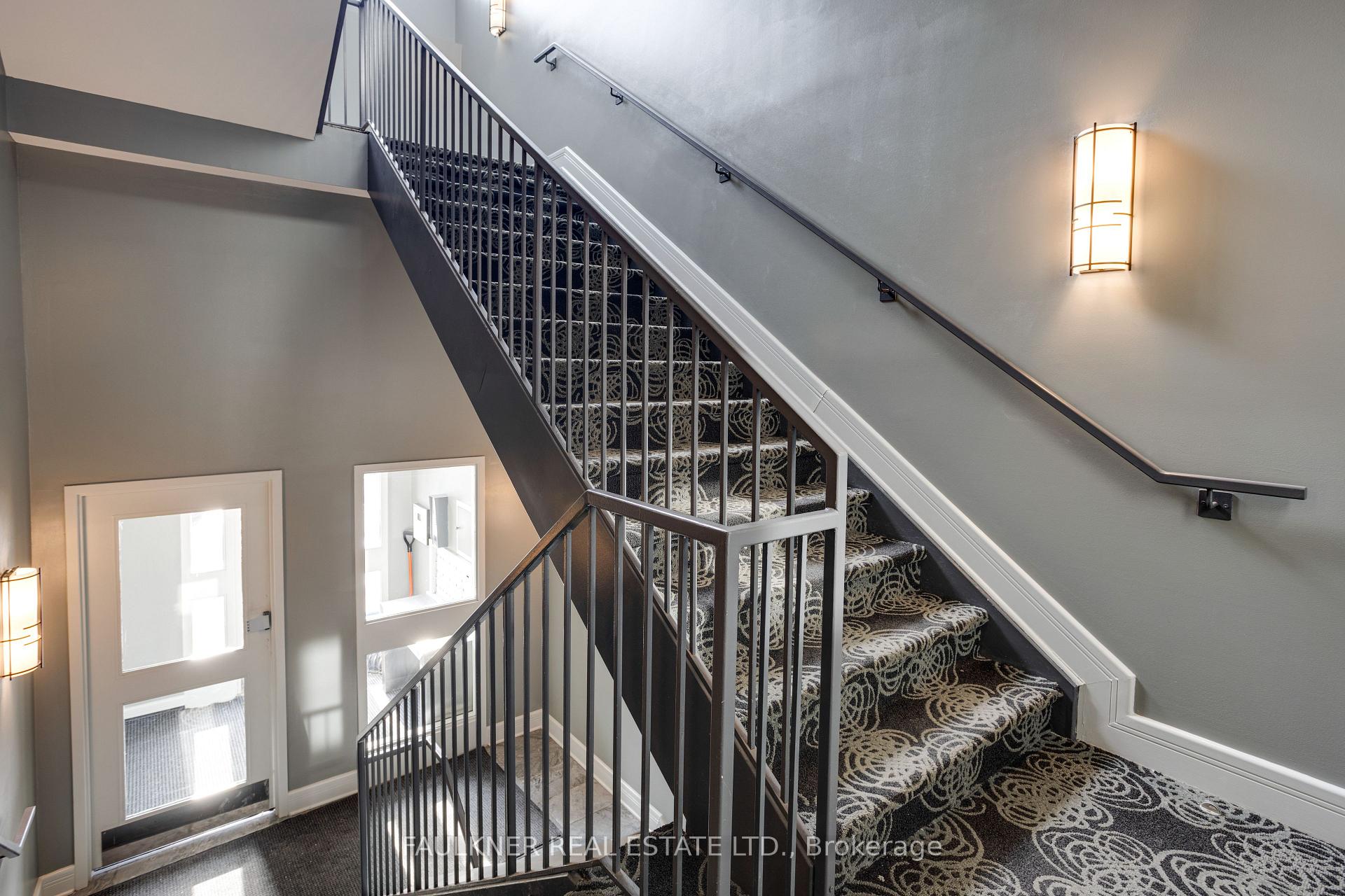 Photo 19 of Unit 301, 174 Stanley Avenue, Ottawa, New Edinburgh — HOMEH