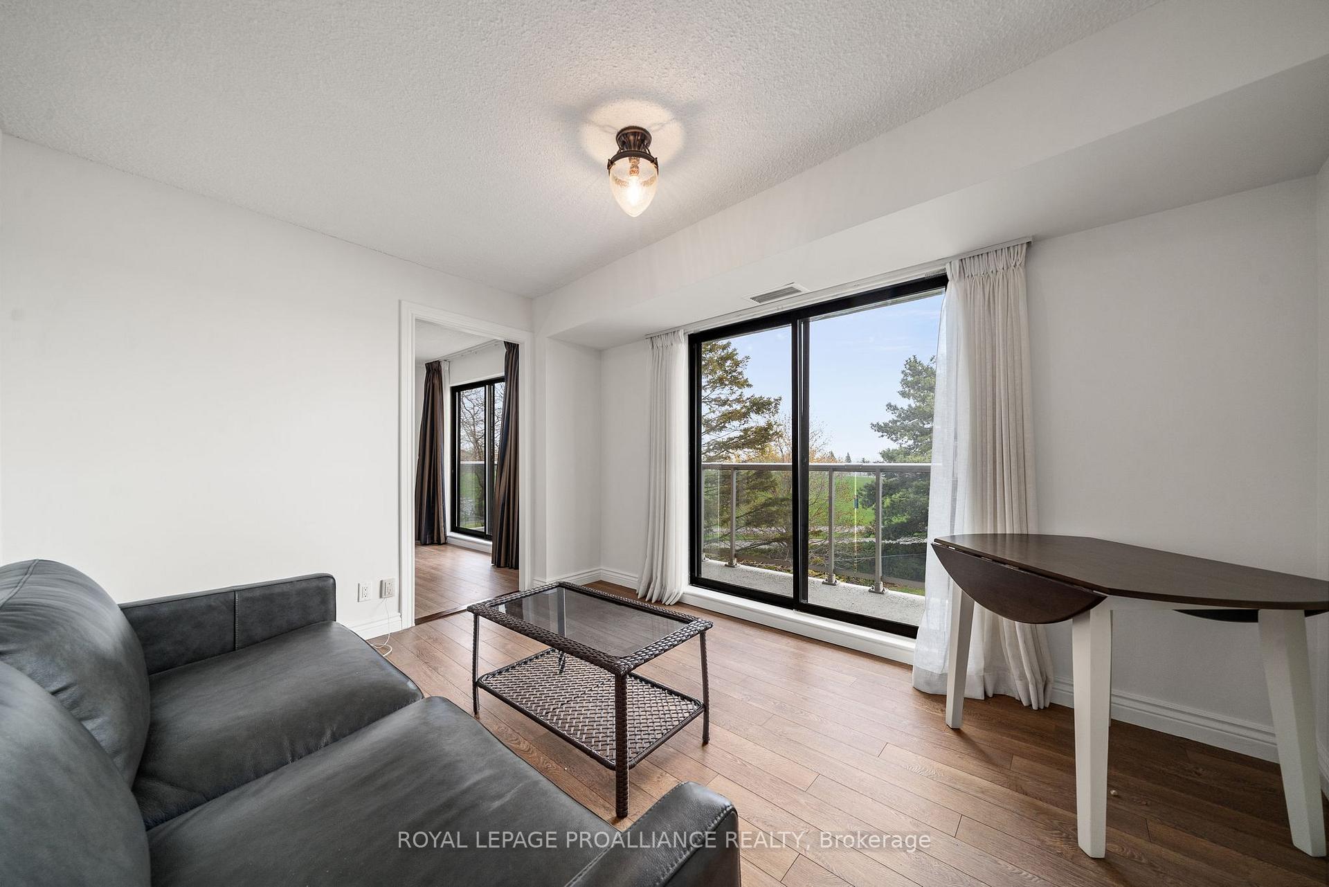 Photo 23 of Unit 301, 2 South Front Street, Belleville, Belleville Ward — HOMEH