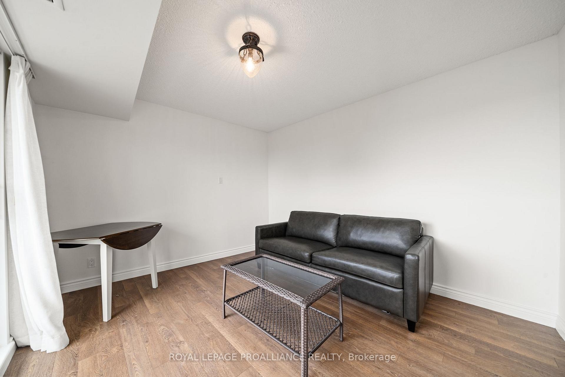 Photo 25 of Unit 301, 2 South Front Street, Belleville, Belleville Ward — HOMEH