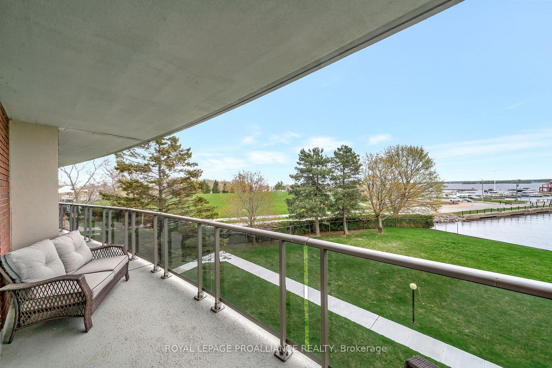 Photo 28 of Unit 301, 2 South Front Street, Belleville, Belleville Ward — HOMEH