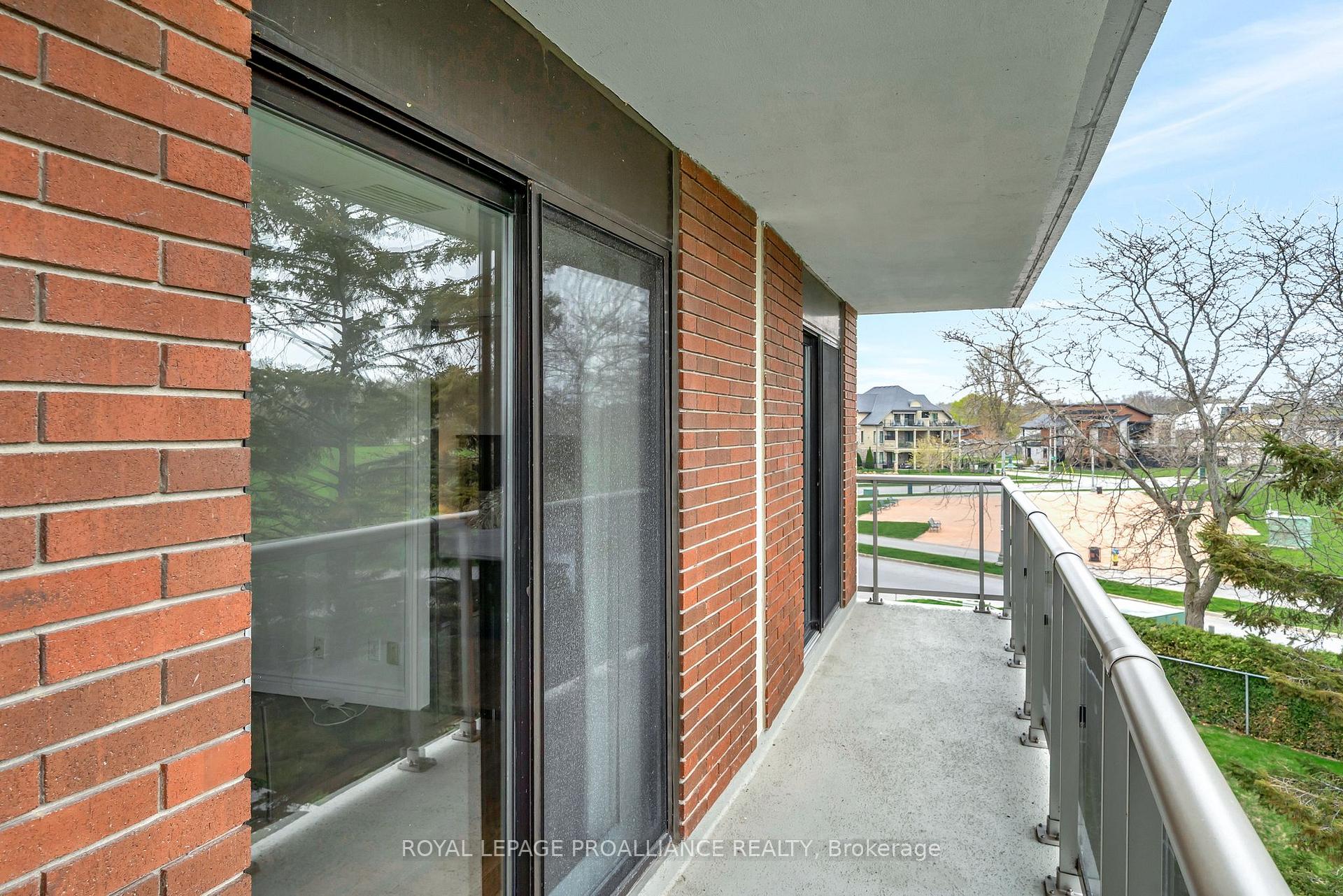 Photo 31 of Unit 301, 2 South Front Street, Belleville, Belleville Ward — HOMEH