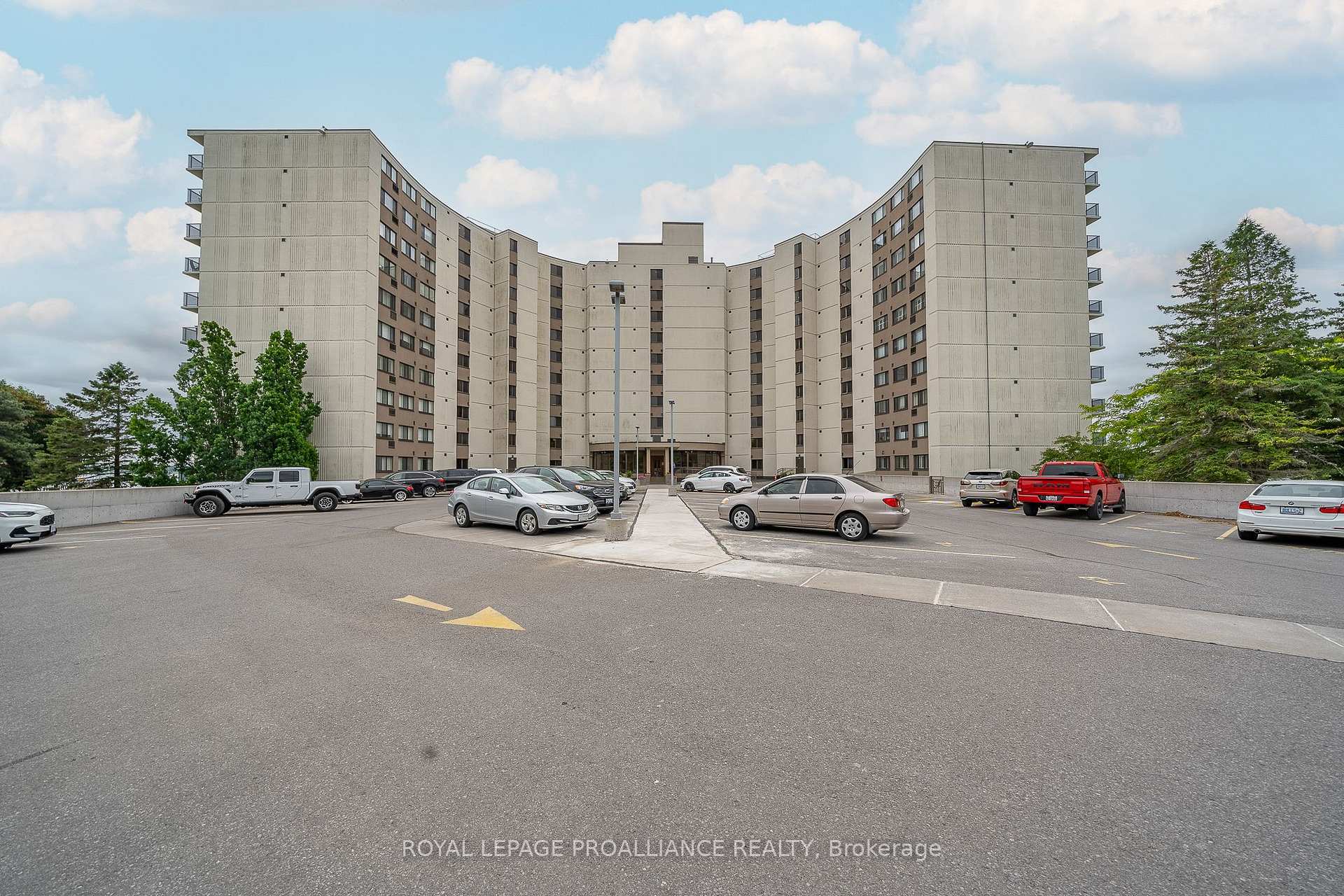 Photo 45 of Unit 301, 2 South Front Street, Belleville, Belleville Ward — HOMEH