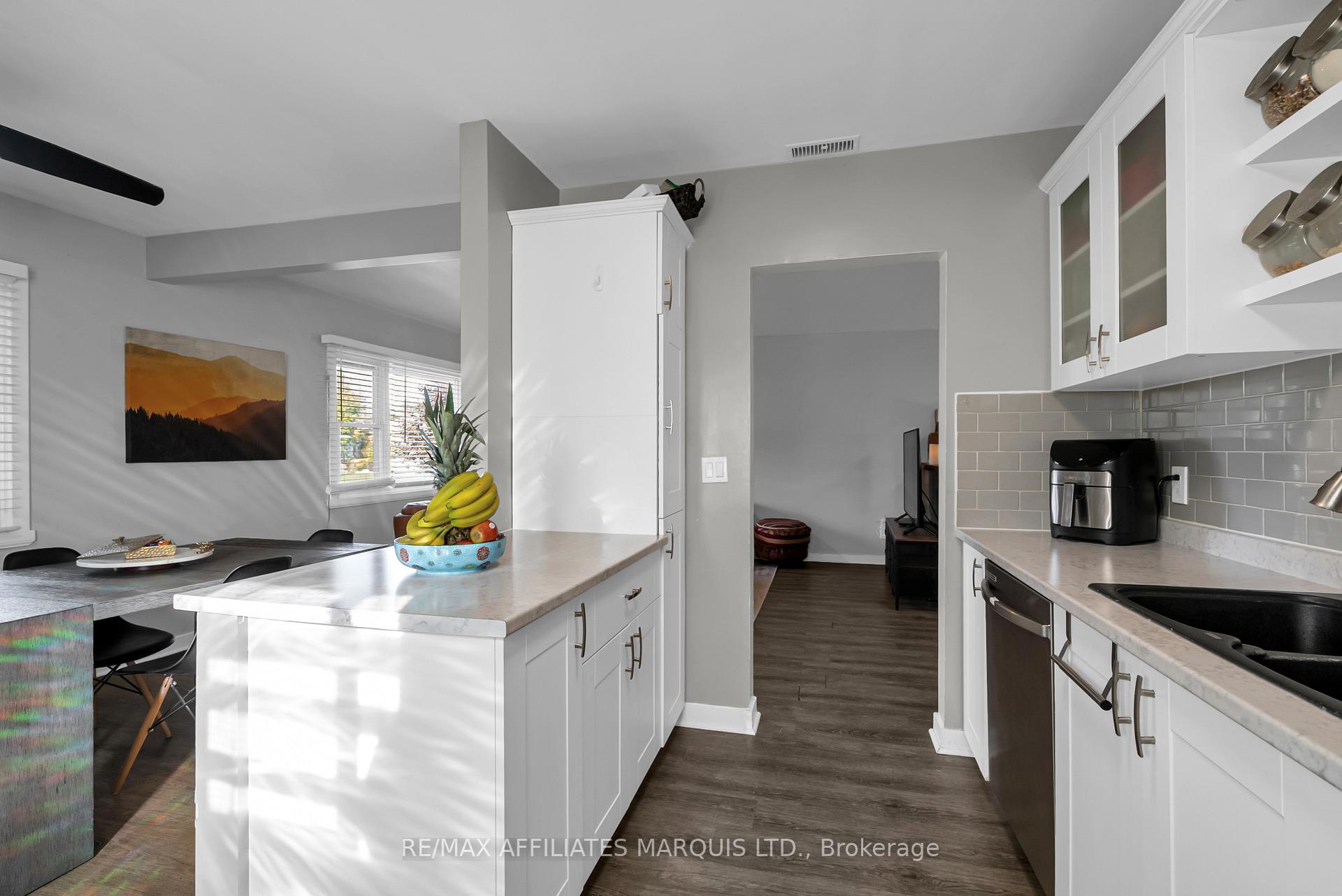 Photo 4 of 403 Susan Avenue, Cornwall — HOMEH