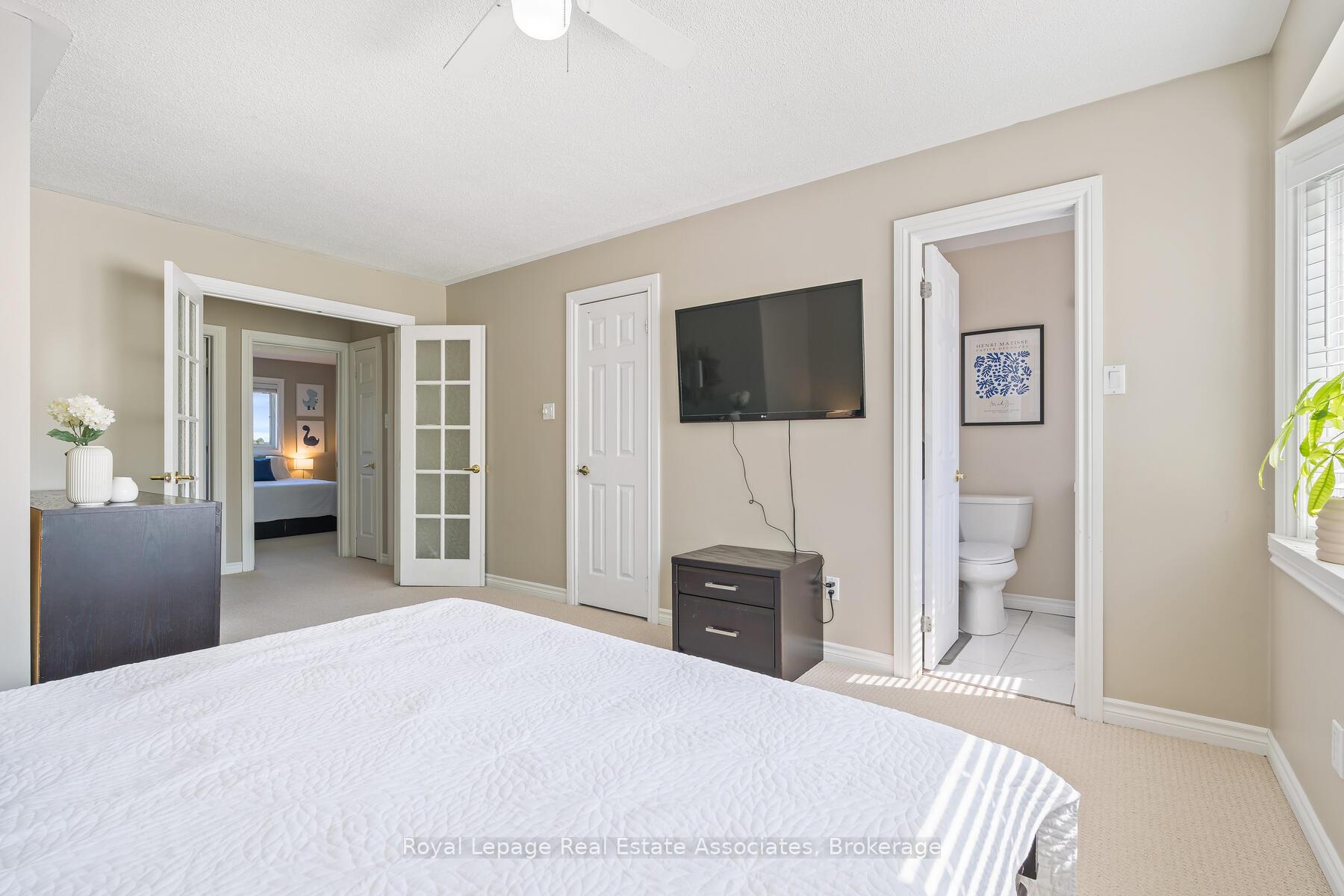 Photo 27 of 41 Corey Circle, Halton Hills, Georgetown — HOMEH