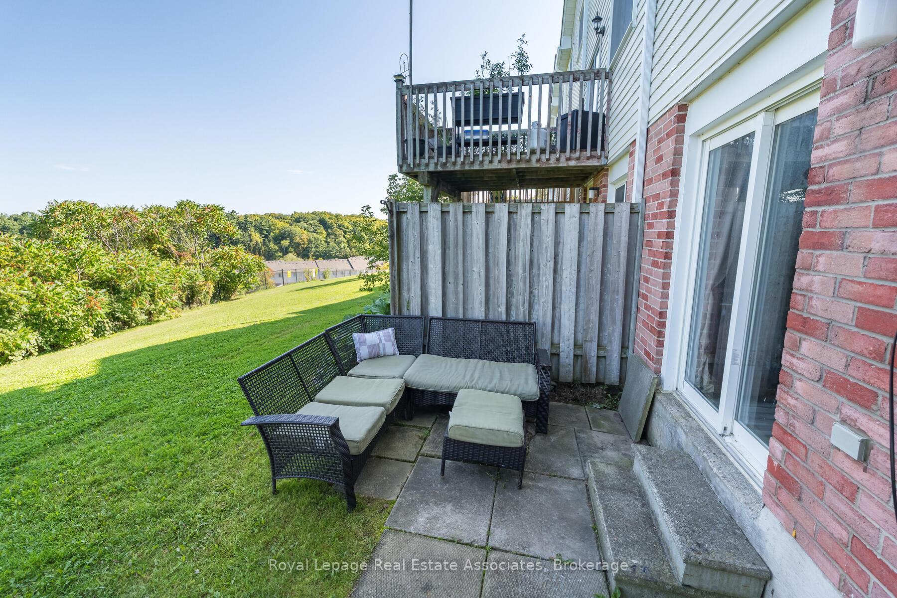 Photo 39 of 41 Corey Circle, Halton Hills, Georgetown — HOMEH