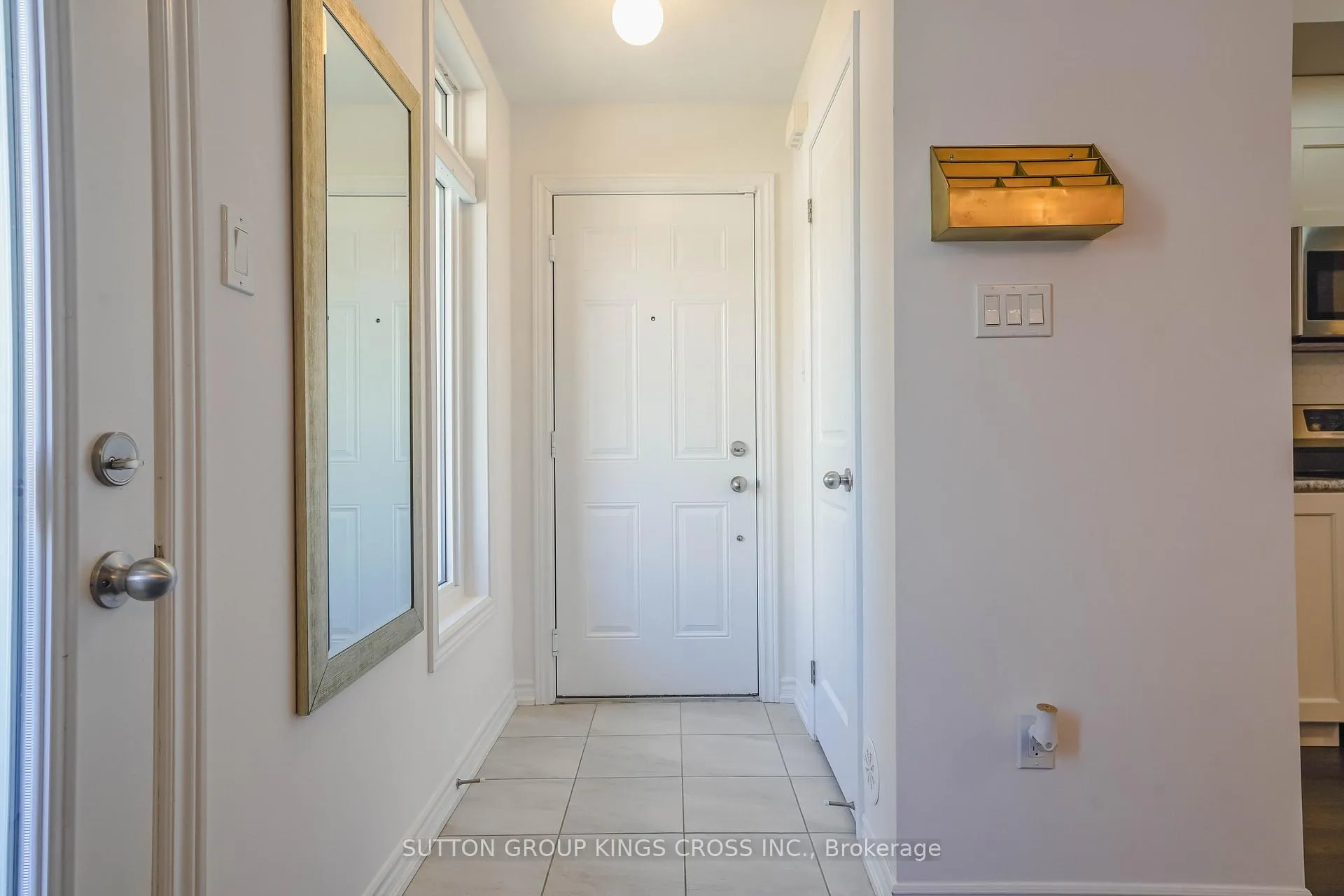 Photo 2 of 1813 Rex Heath Drive, Pickering, Duffin Heights — HOMEH