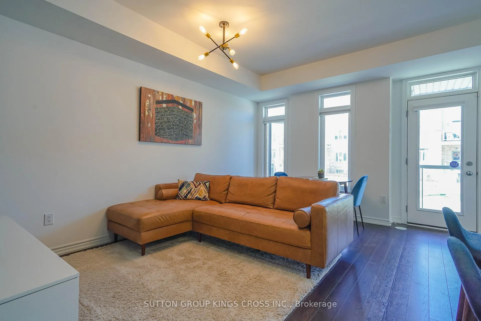 Photo 6 of 1813 Rex Heath Drive, Pickering, Duffin Heights — HOMEH