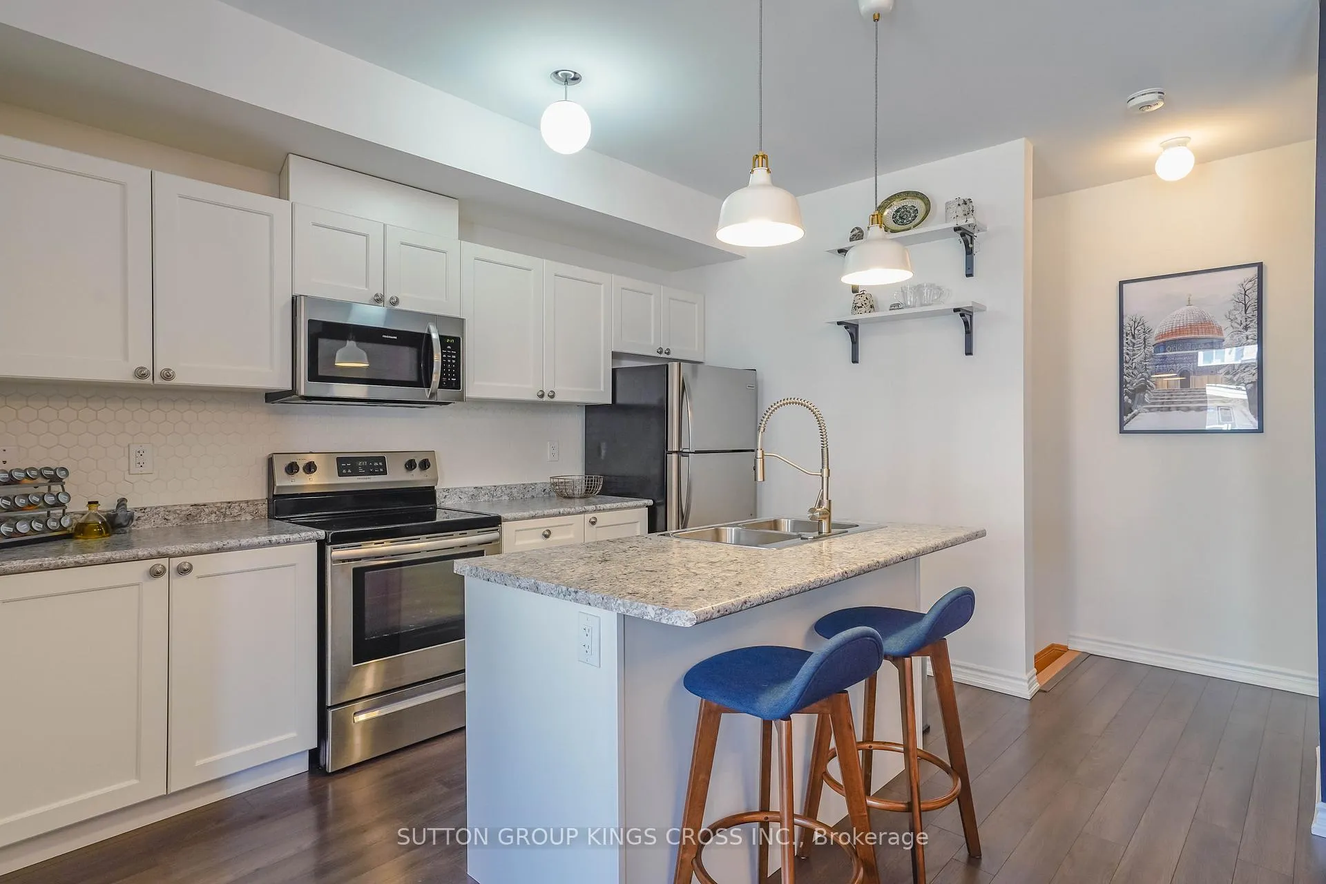 Photo 8 of 1813 Rex Heath Drive, Pickering, Duffin Heights — HOMEH