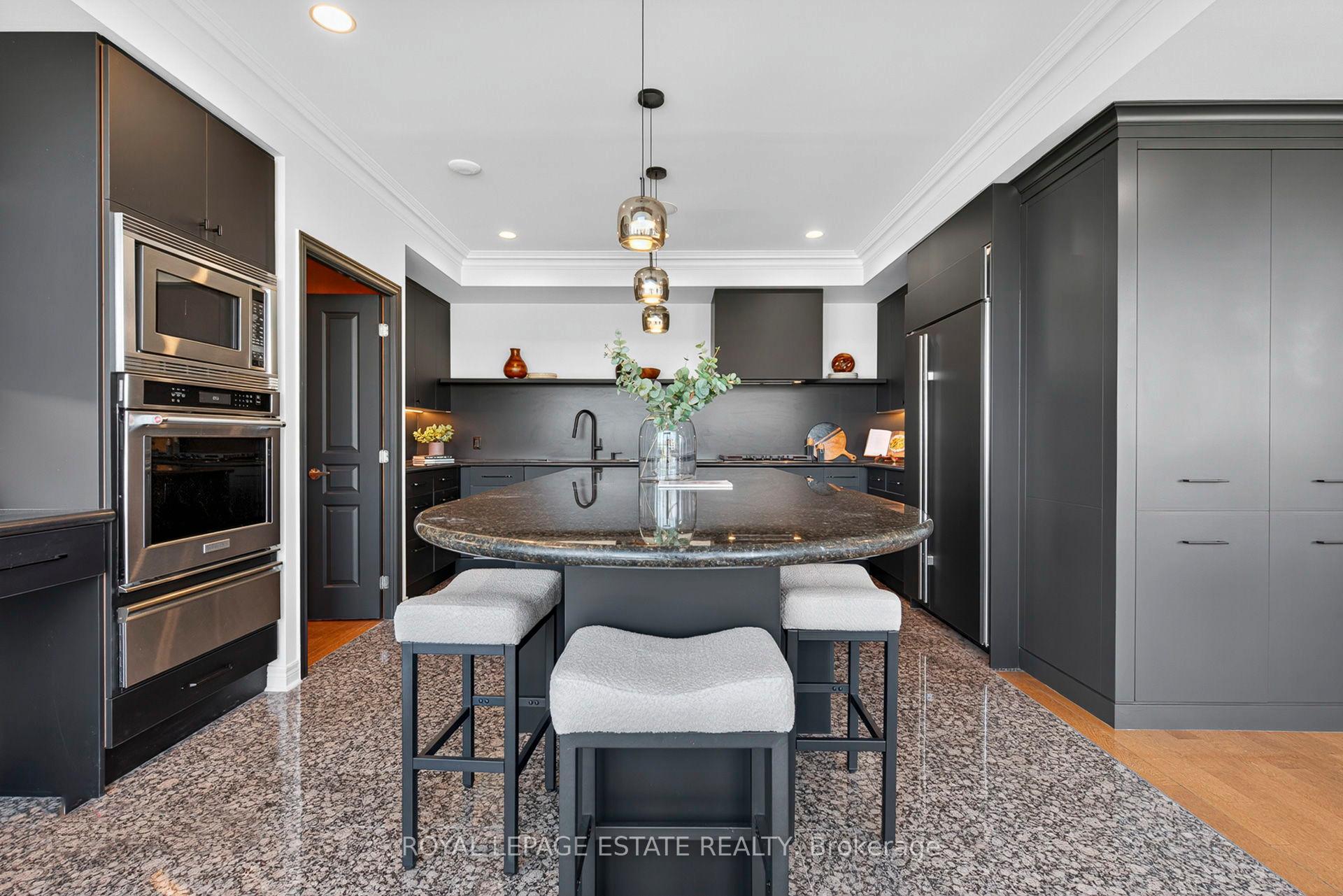 Photo 14 of Unit Ph9, 9 Boardwalk Drive, Toronto, The Beaches — HOMEH