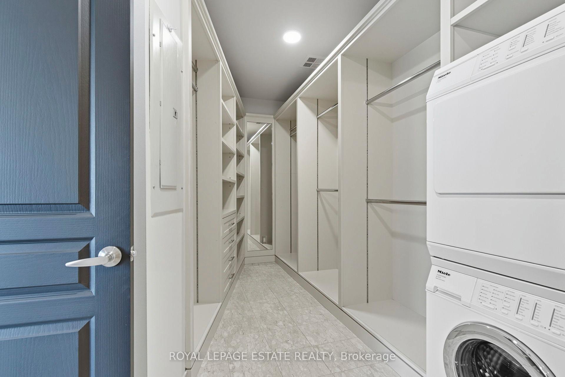 Photo 19 of Unit Ph9, 9 Boardwalk Drive, Toronto, The Beaches — HOMEH