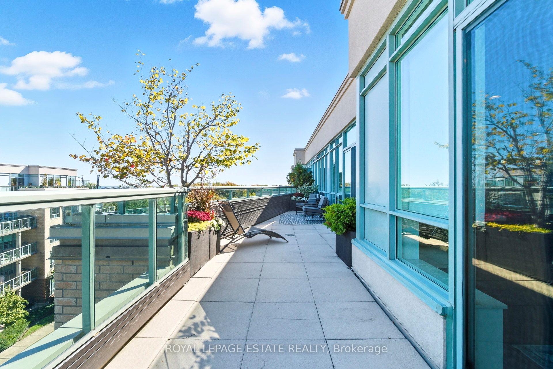 Photo 29 of Unit Ph9, 9 Boardwalk Drive, Toronto, The Beaches — HOMEH
