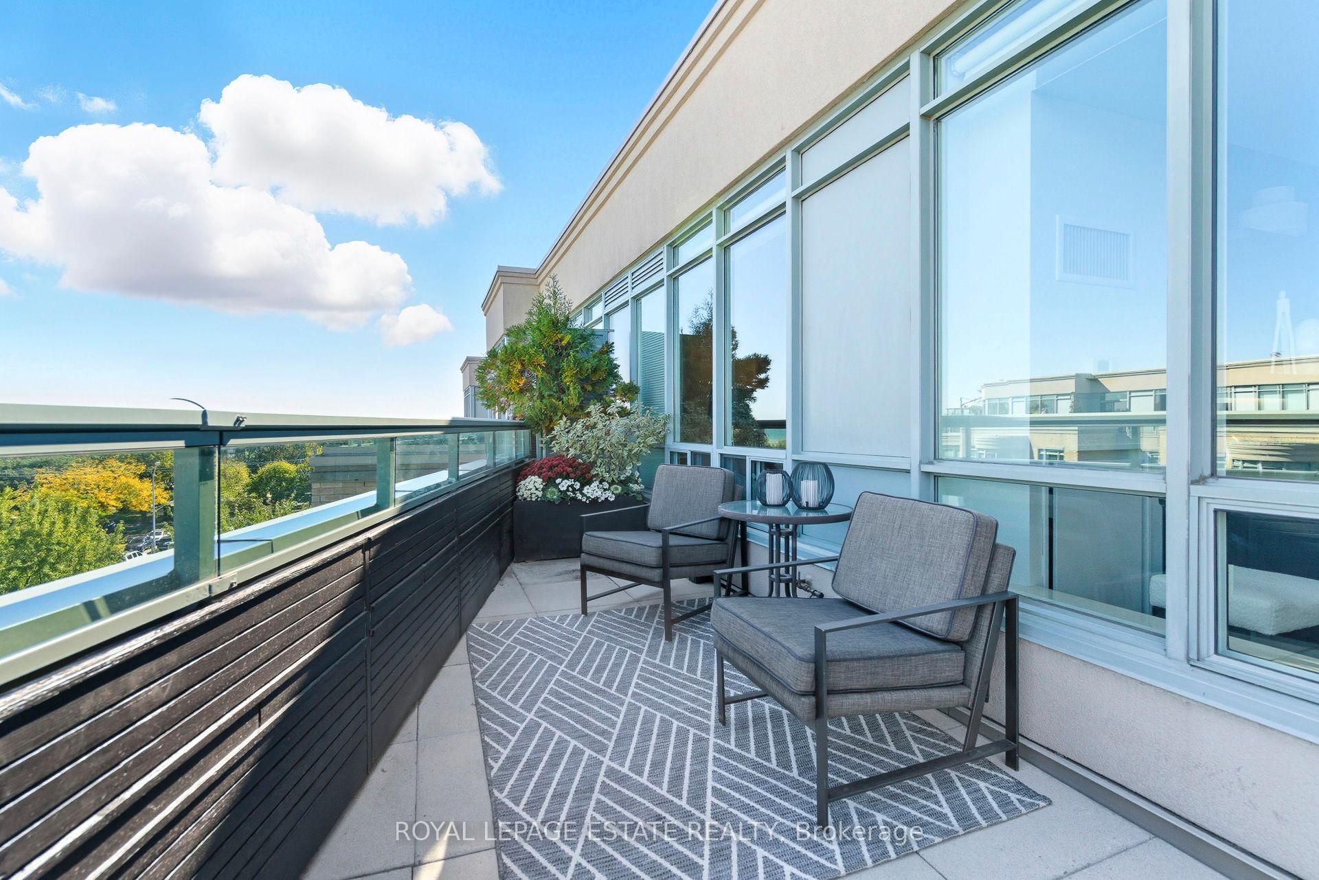 Photo 31 of Unit Ph9, 9 Boardwalk Drive, Toronto, The Beaches — HOMEH