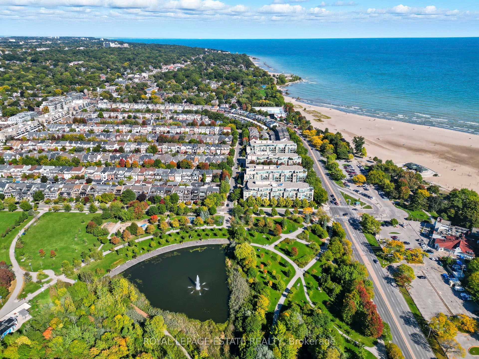 Photo 35 of Unit Ph9, 9 Boardwalk Drive, Toronto, The Beaches — HOMEH
