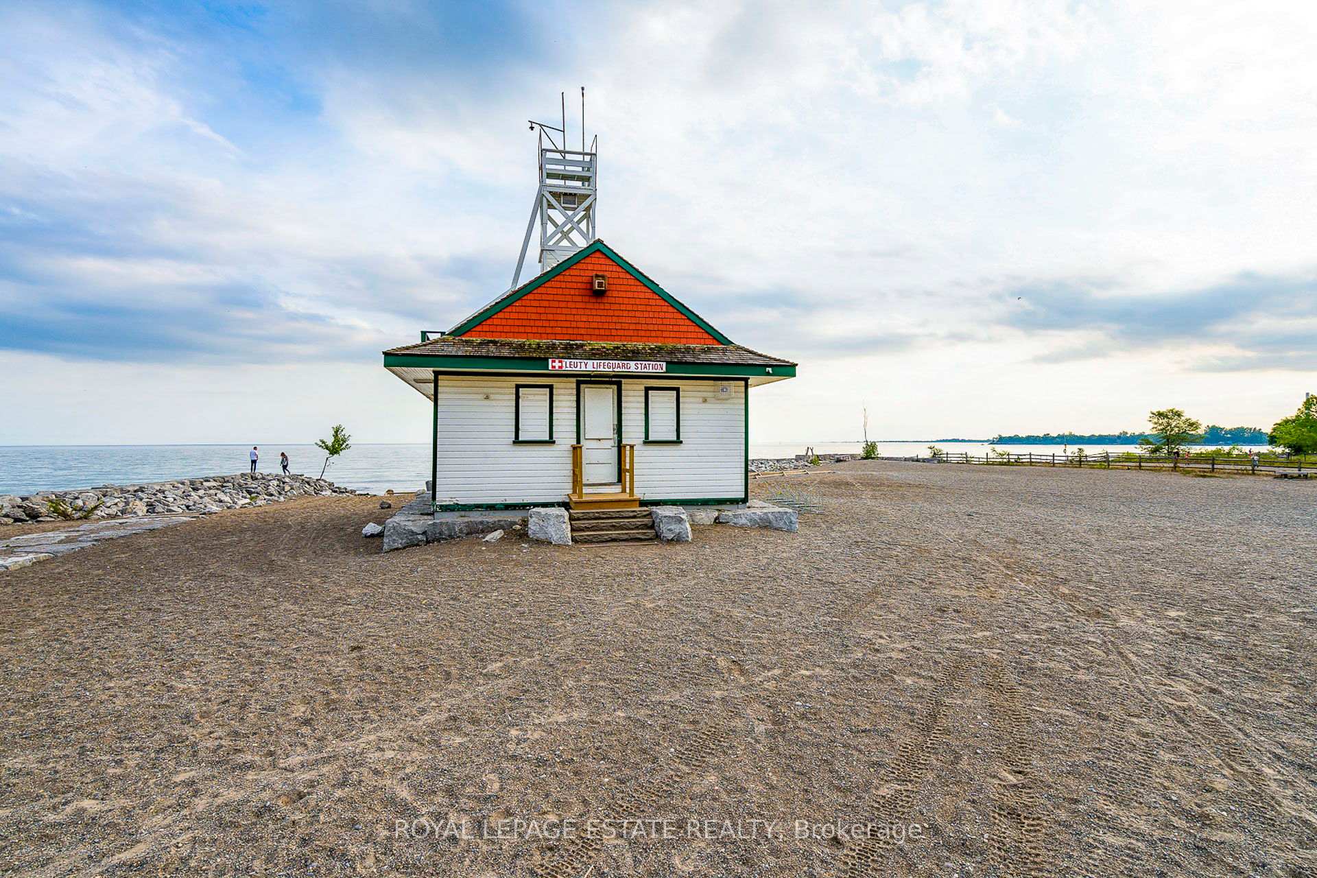 Photo 41 of Unit Ph9, 9 Boardwalk Drive, Toronto, The Beaches — HOMEH