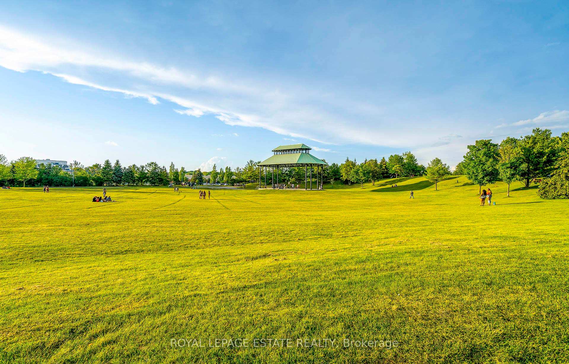 Photo 42 of Unit Ph9, 9 Boardwalk Drive, Toronto, The Beaches — HOMEH