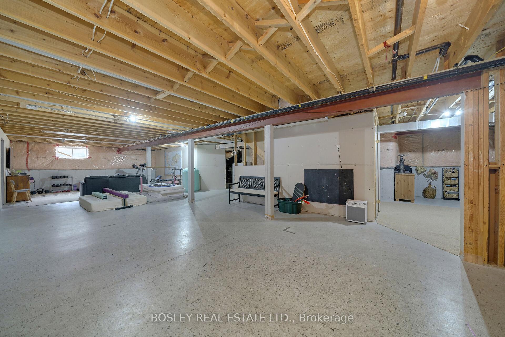 Photo 19 of 15 Aspen Court, Erin — HOMEH
