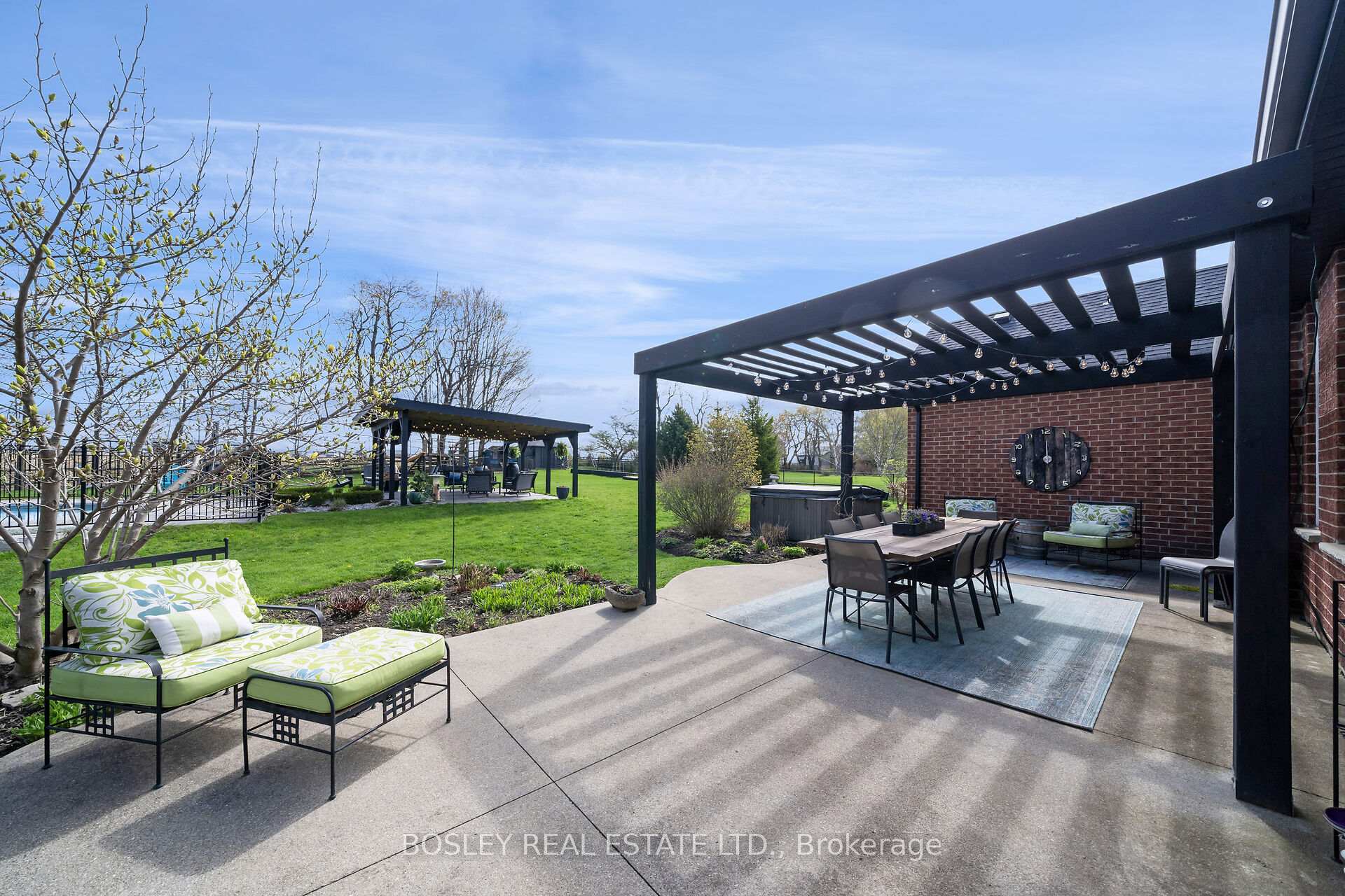Photo 32 of 15 Aspen Court, Erin — HOMEH