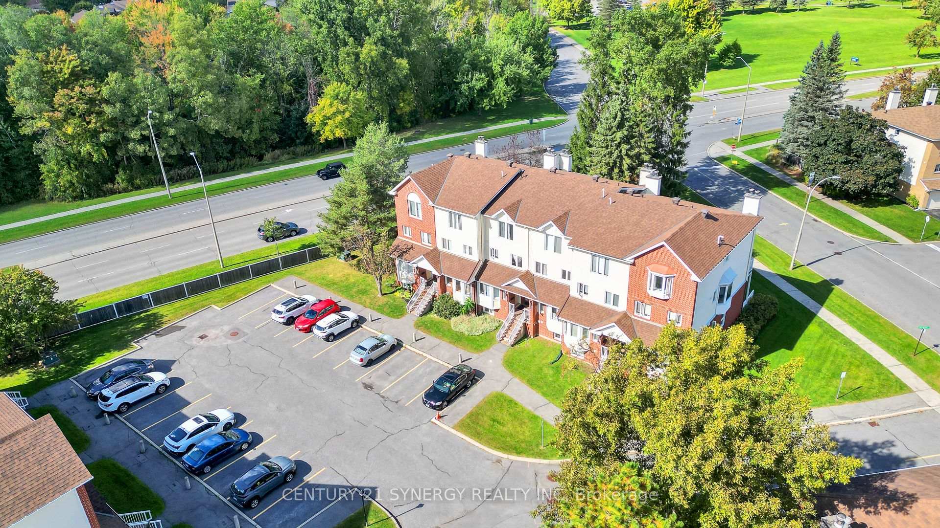 Photo 23 of 5988 Red Willow Drive, Ottawa, Chapel Hill — HOMEH