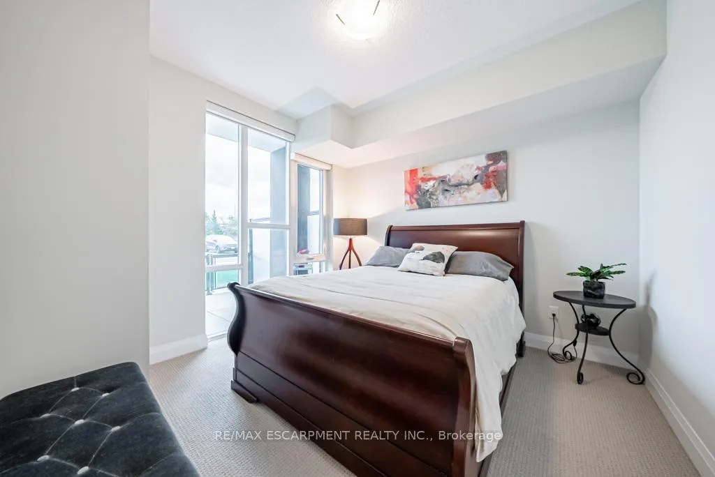 Photo 15 of Unit 118, 16 Concord Place, Grimsby, Grimsby Beach — HOMEH