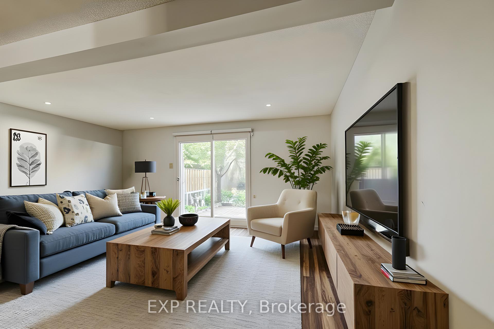 Photo 4 of Unit 22, 383 Edinburgh Road S, Guelph, Dovercliffe Park/Old University — HOMEH