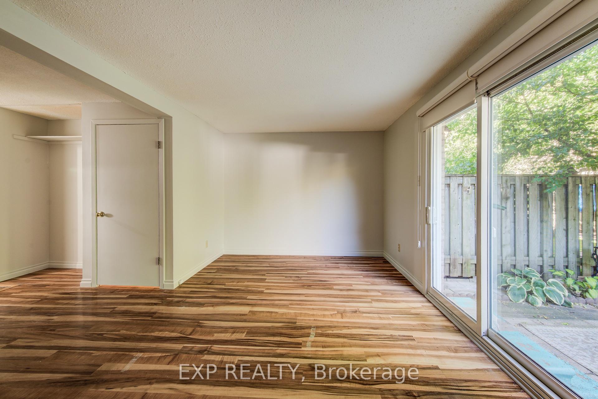 Photo 16 of Unit 22, 383 Edinburgh Road S, Guelph, Dovercliffe Park/Old University — HOMEH