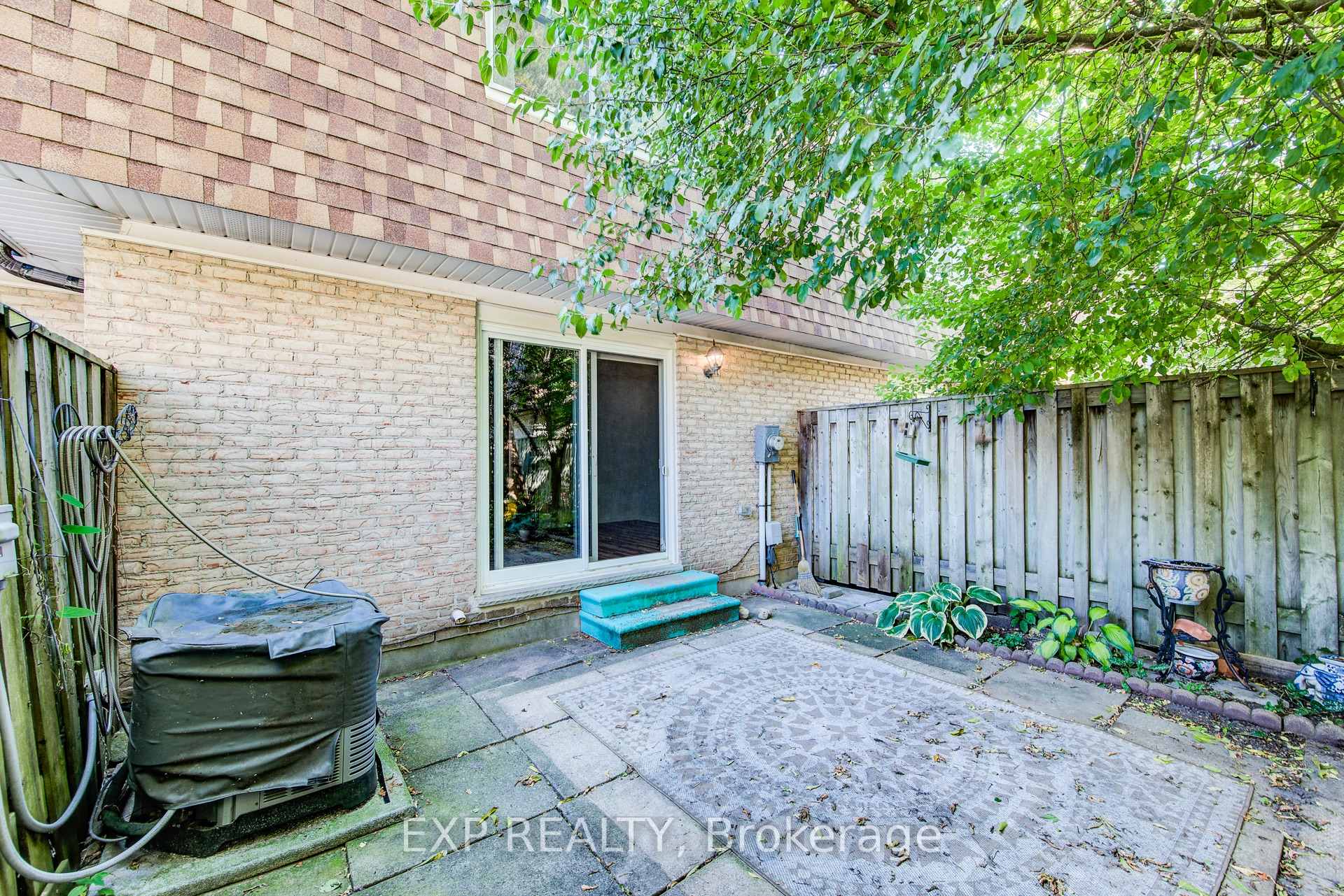 Photo 42 of Unit 22, 383 Edinburgh Road S, Guelph, Dovercliffe Park/Old University — HOMEH
