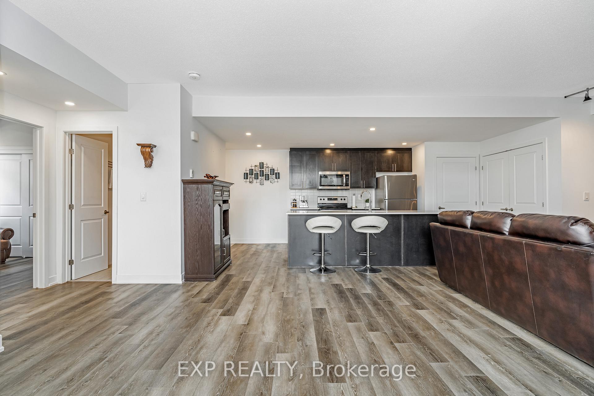 Photo 32 of 252 Big Sky Private, Ottawa, Leitrim — HOMEH