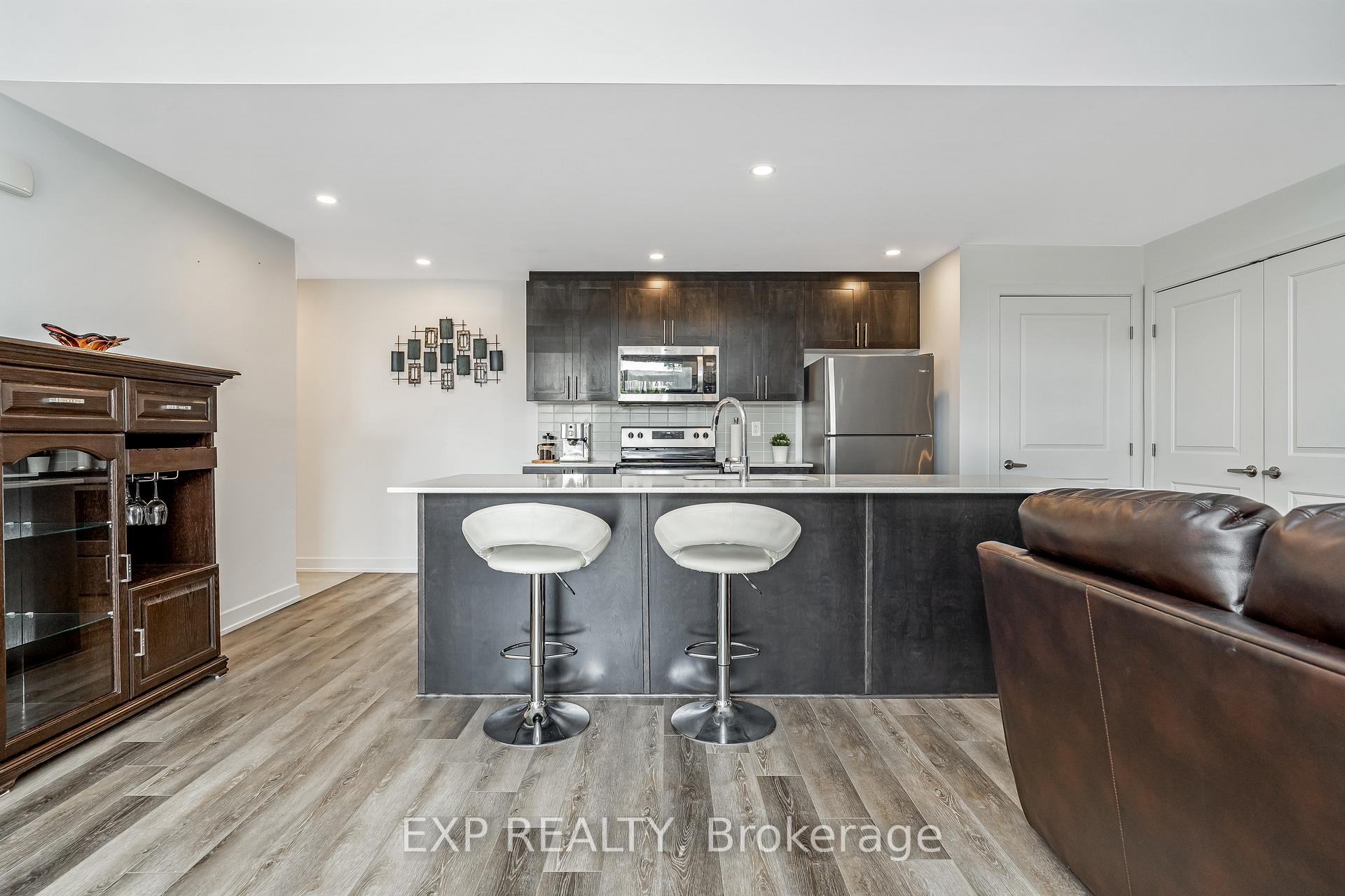 Photo 7 of 252 Big Sky Private, Ottawa, Leitrim — HOMEH
