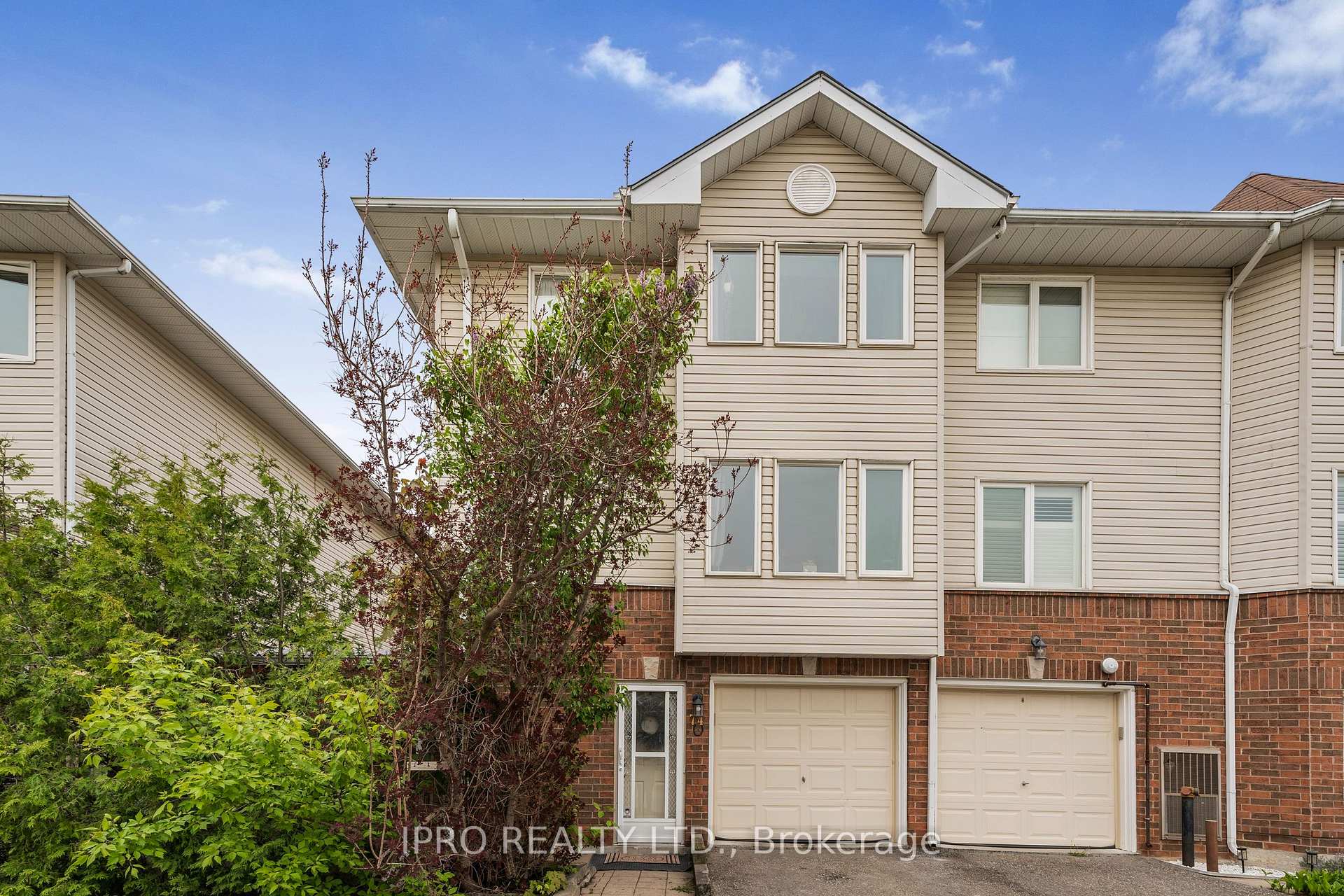 Photo 2 of Unit 76, 74 Stewart Maclaren Road, Halton Hills, Georgetown — HOMEH