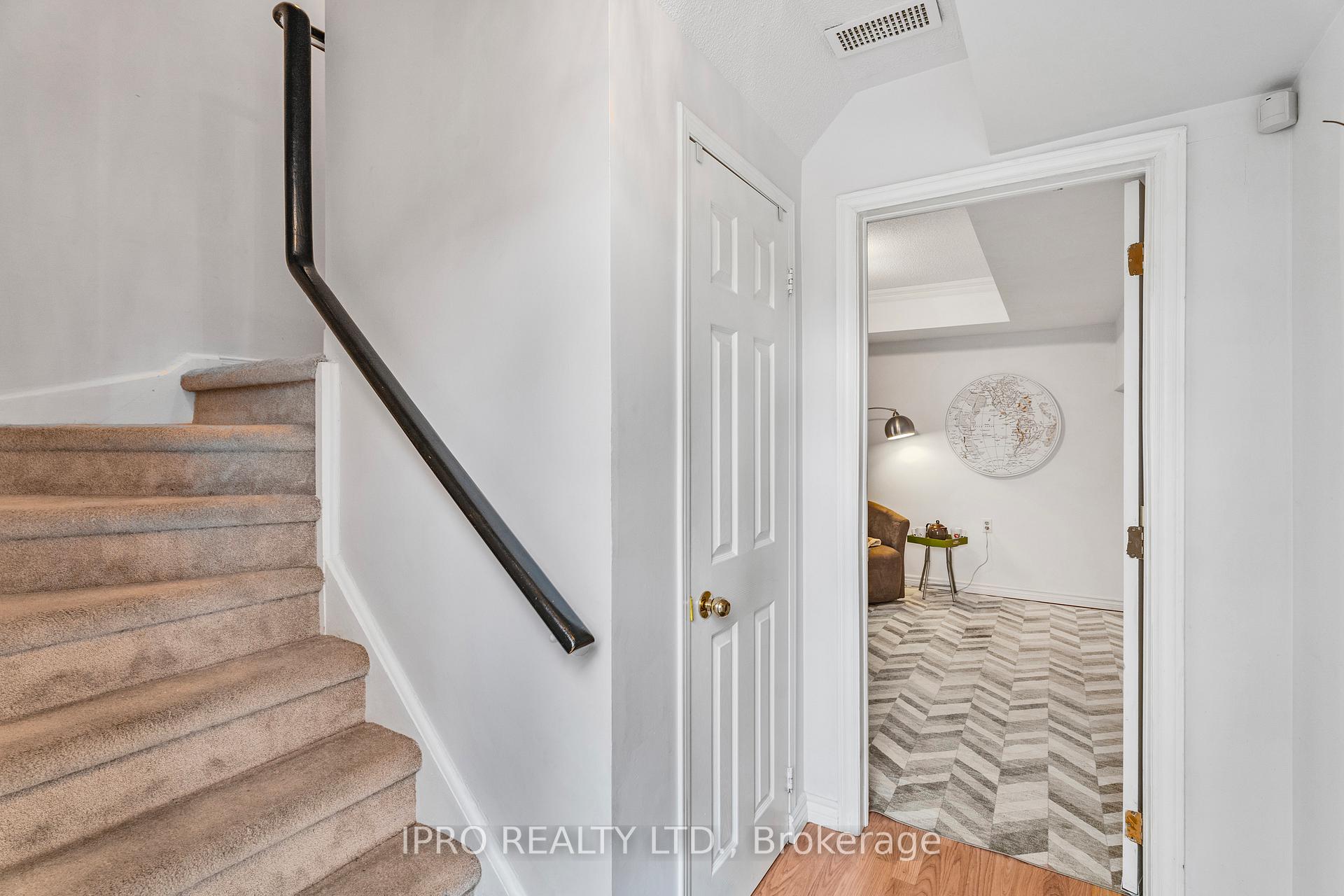 Photo 3 of Unit 76, 74 Stewart Maclaren Road, Halton Hills, Georgetown — HOMEH