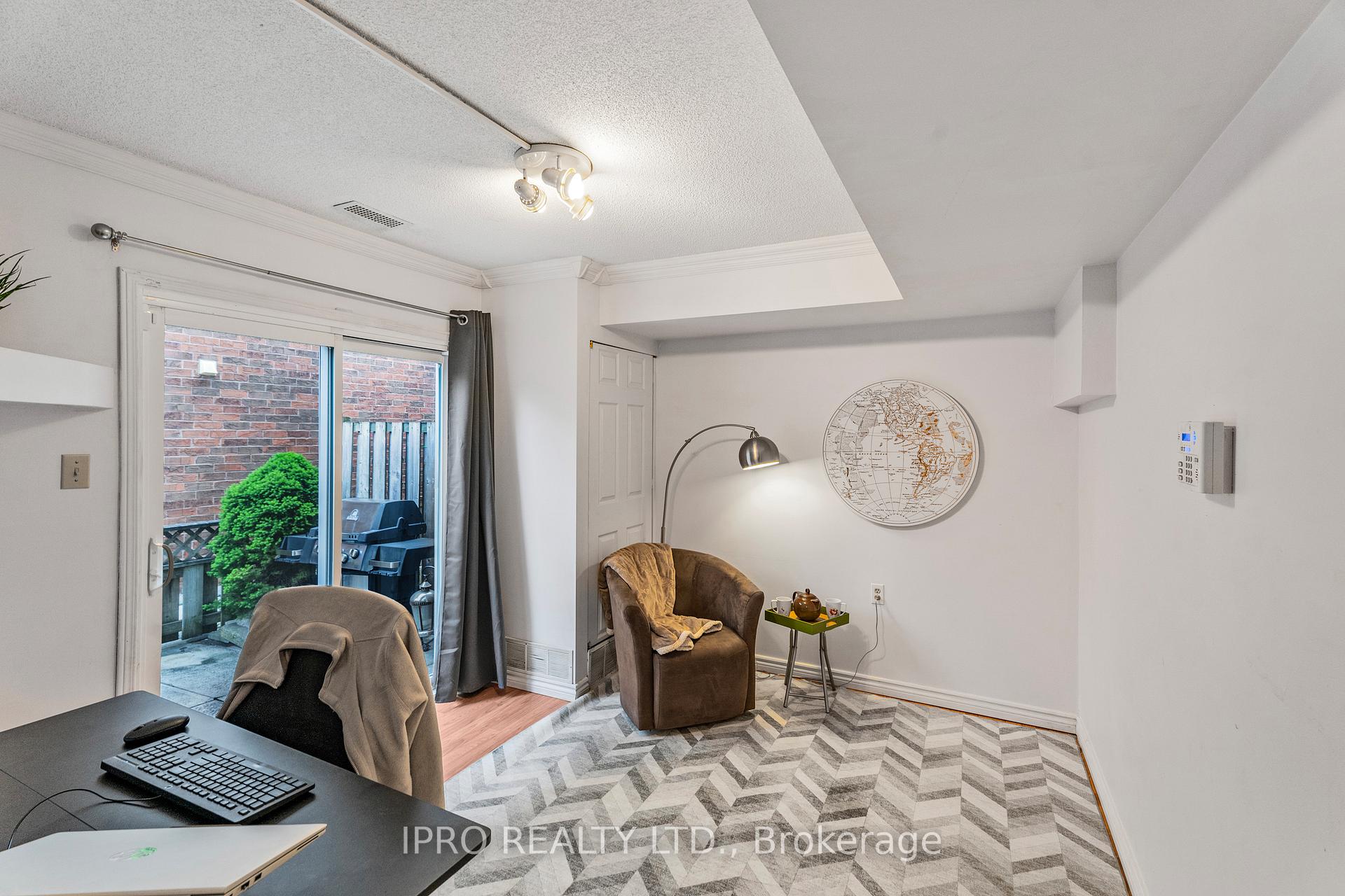Photo 4 of Unit 76, 74 Stewart Maclaren Road, Halton Hills, Georgetown — HOMEH