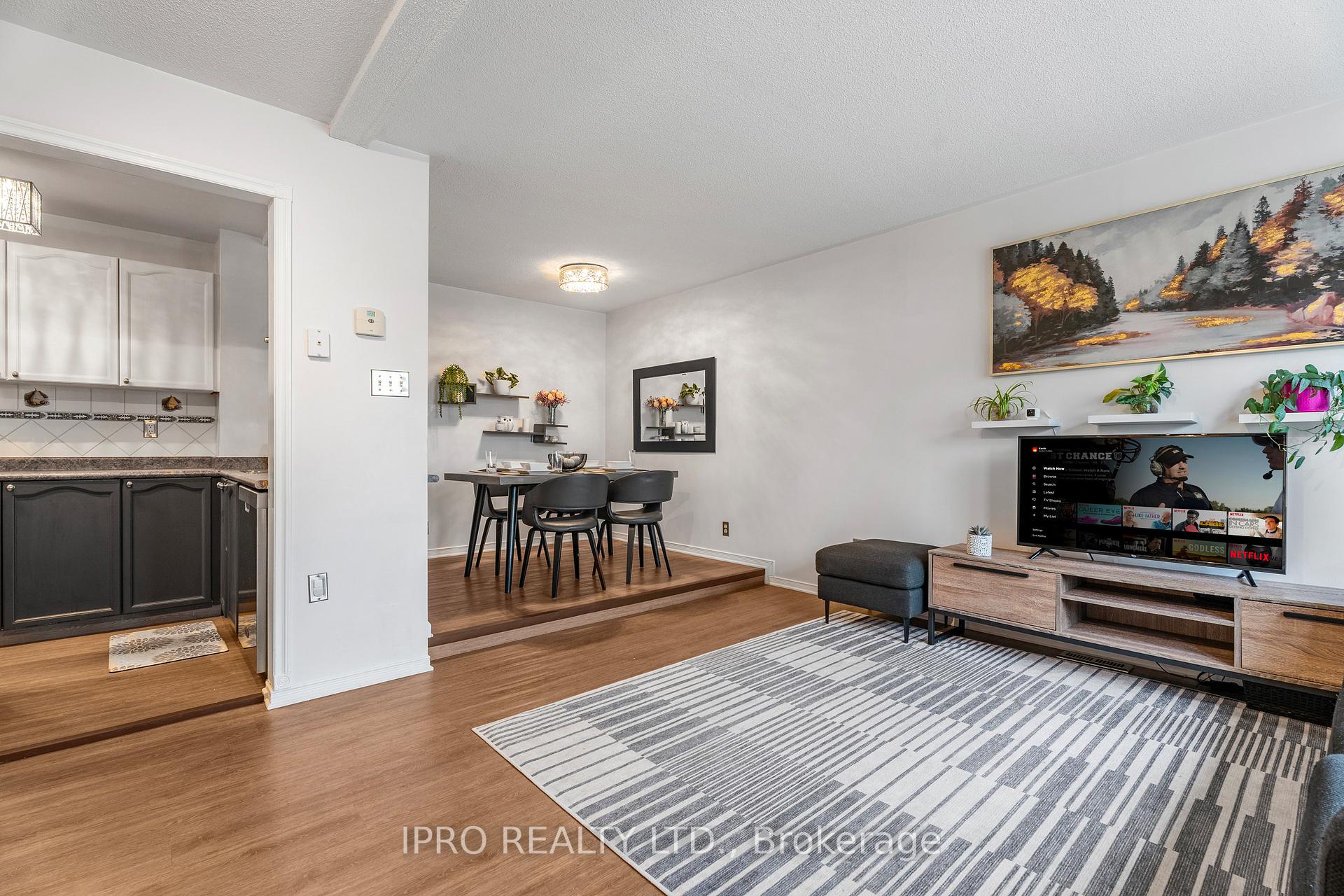 Photo 6 of Unit 76, 74 Stewart Maclaren Road, Halton Hills, Georgetown — HOMEH
