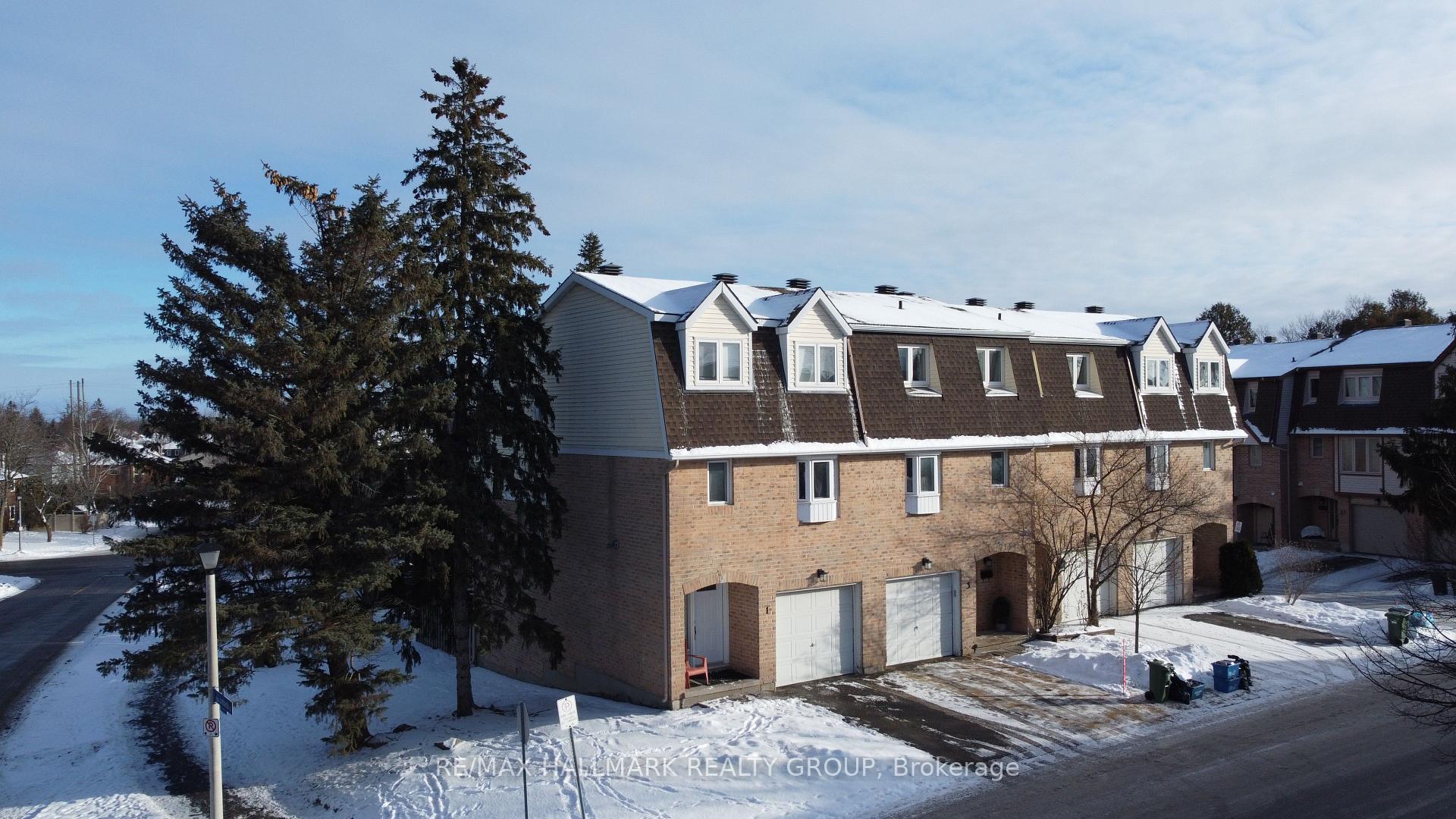 Photo 2 of 3 Lightfoot Place, Ottawa, Kanata - Katimavik — HOMEH