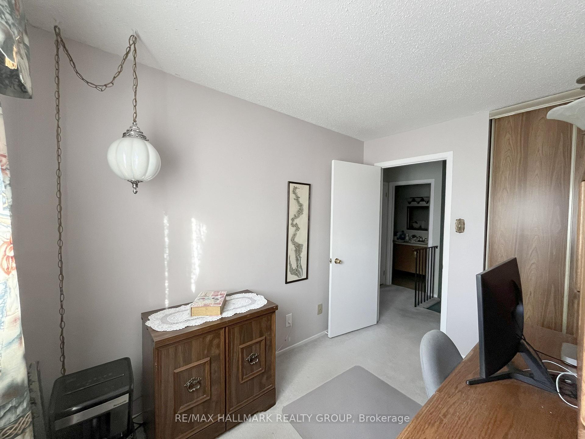 Photo 19 of 3 Lightfoot Place, Ottawa, Kanata - Katimavik — HOMEH