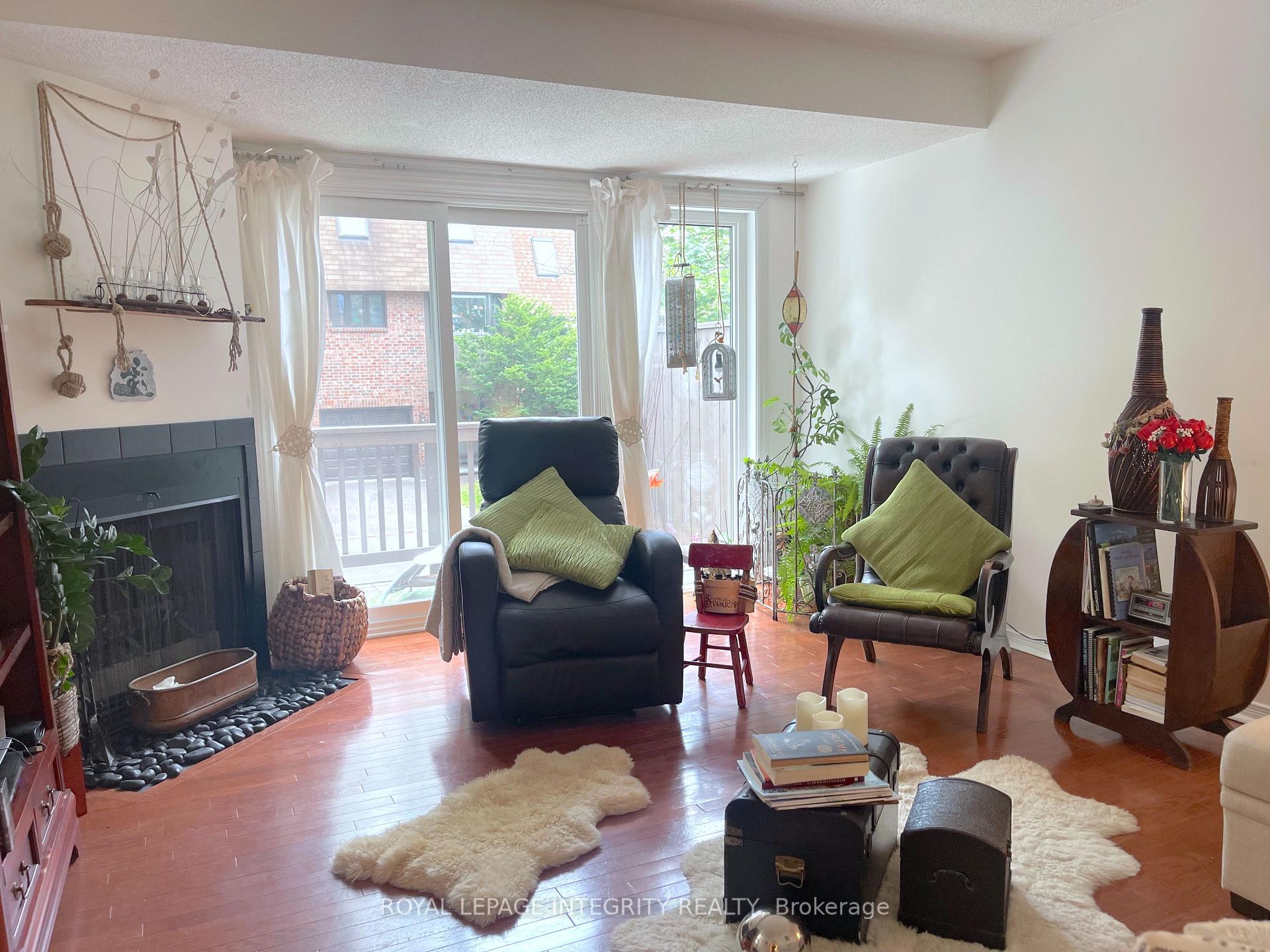 Photo 24 of 1471 Bryson Lane, Ottawa, Sawmill Creek/Timbermill — HOMEH