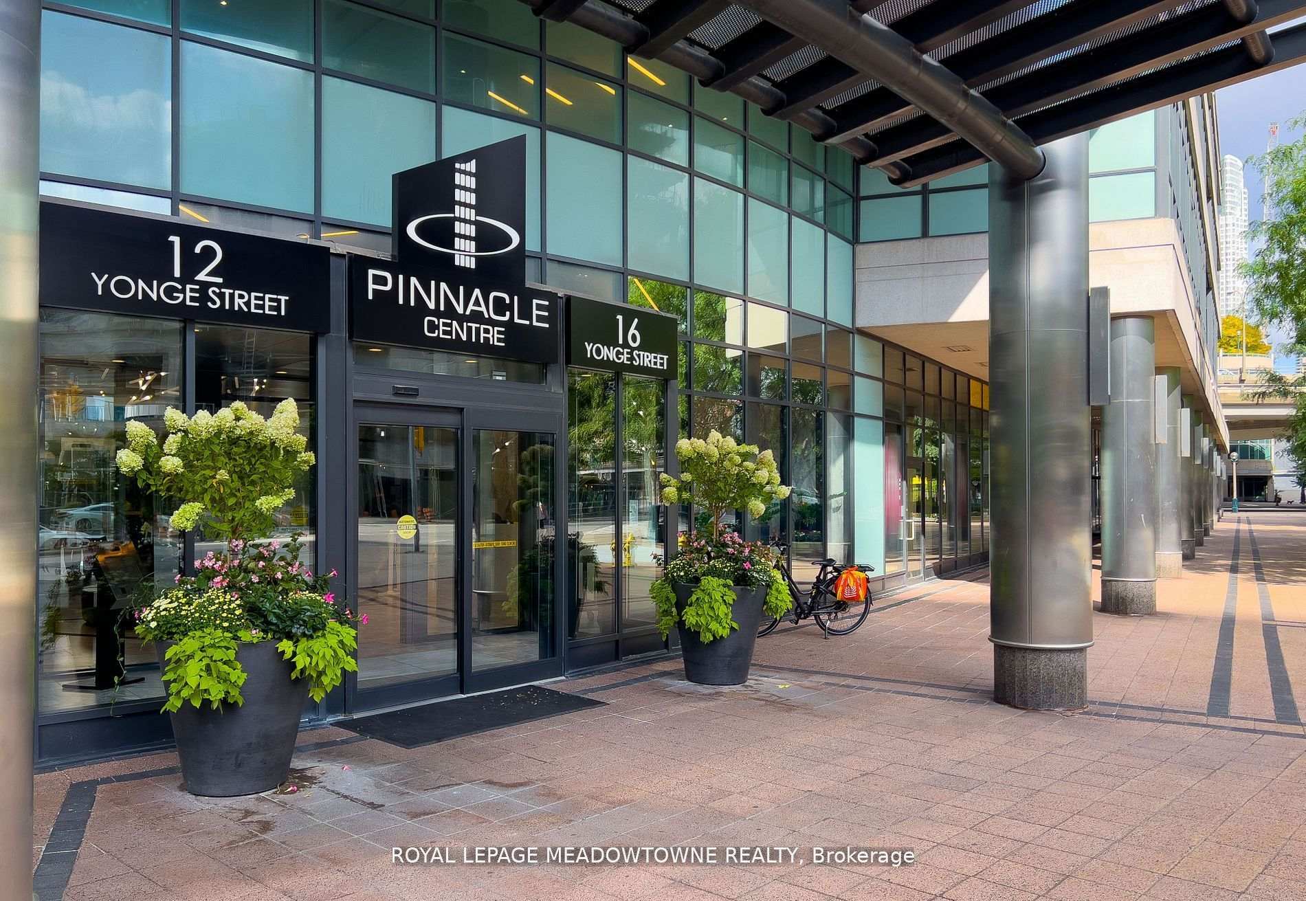 Photo 3 of Unit PH 4006, 16 Yonge Street, Toronto, Waterfront Communities — HOMEH