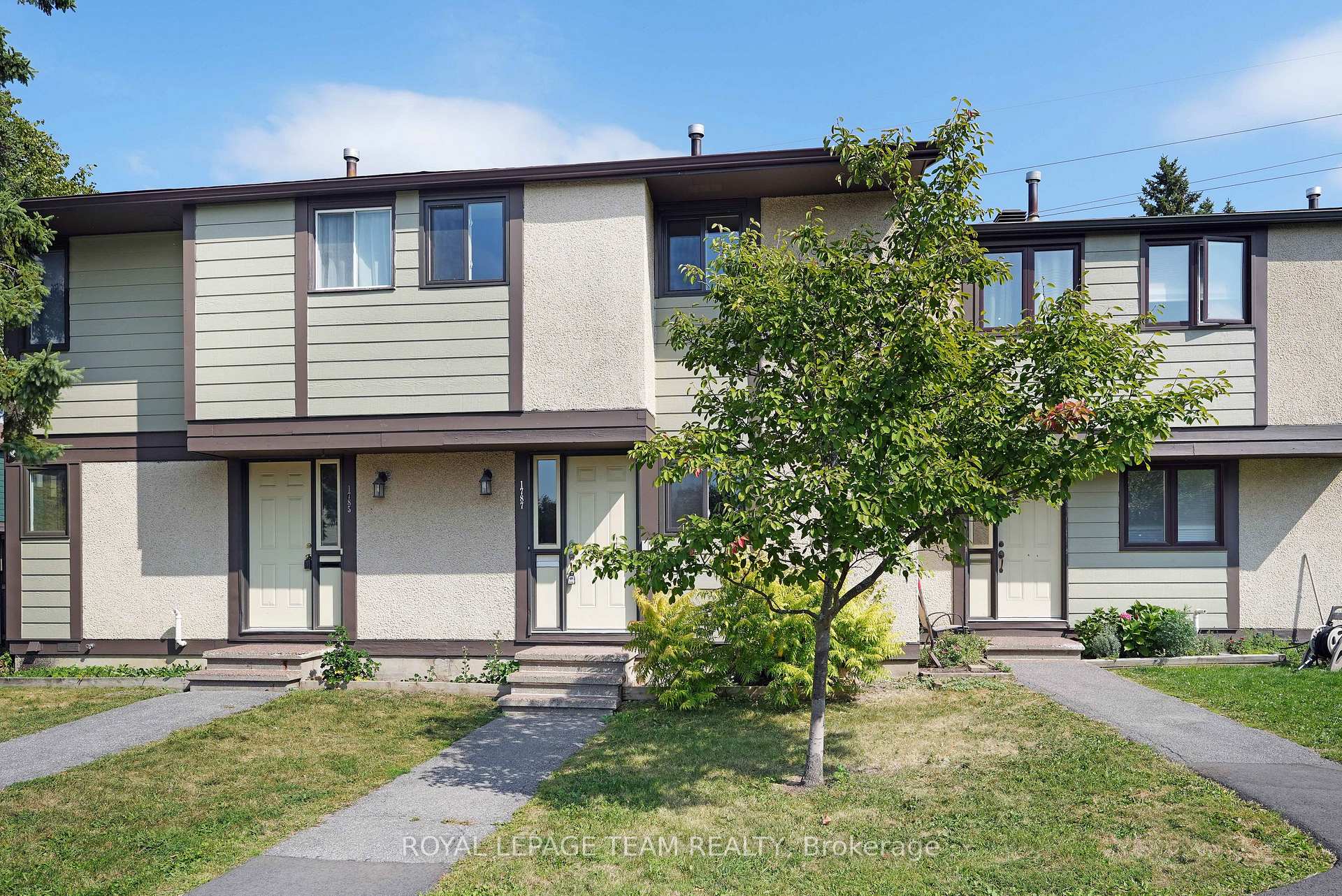 Photo 2 of 1787 Meadowbrook Road, Ottawa, Pineview — HOMEH