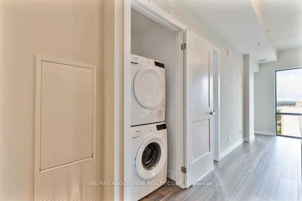 Photo 15 of Unit 1509, 15 Queen Street S, Hamilton, Central — HOMEH