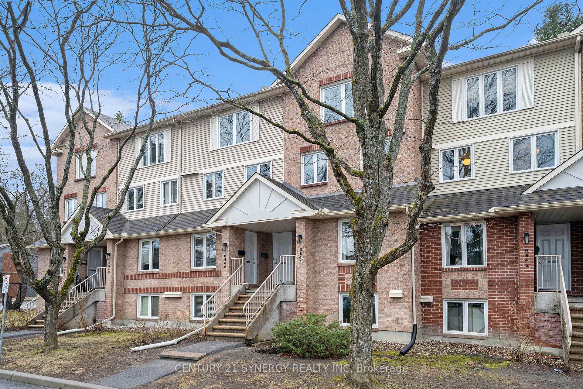 Photo 2 of Unit B, 6846 Jeanne Darc Boulevard, Ottawa, Convent Glen North — HOMEH