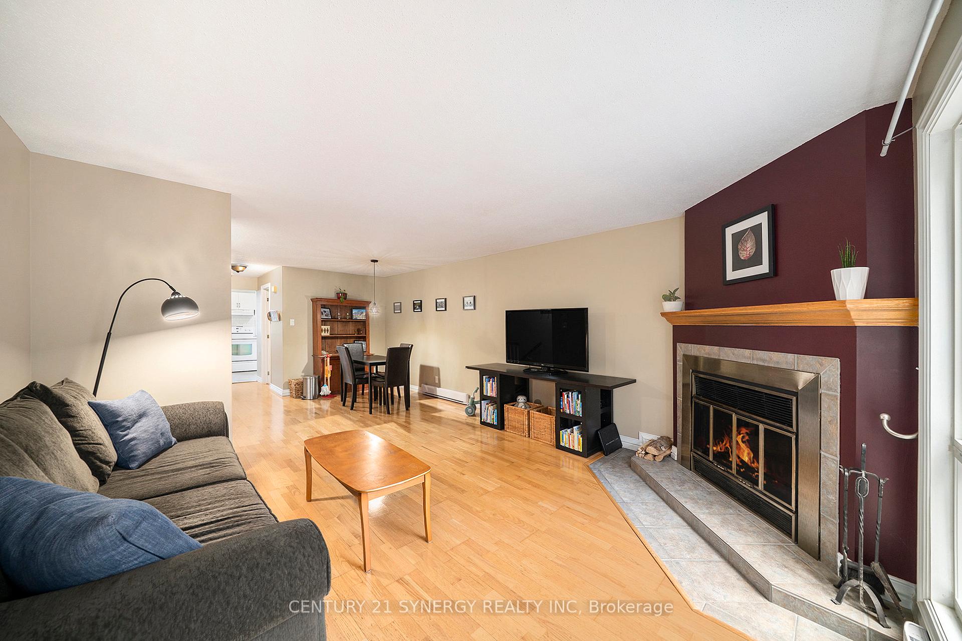 Photo 5 of Unit B, 6846 Jeanne Darc Boulevard, Ottawa, Convent Glen North — HOMEH