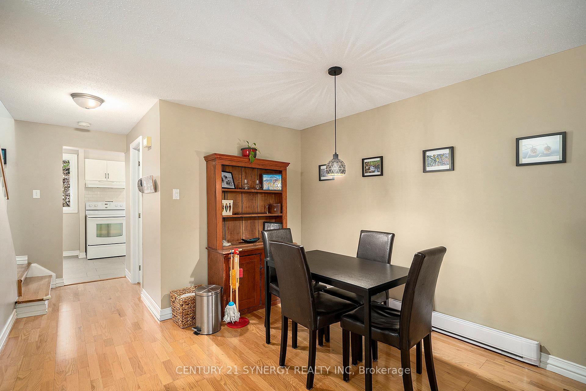 Photo 9 of Unit B, 6846 Jeanne Darc Boulevard, Ottawa, Convent Glen North — HOMEH
