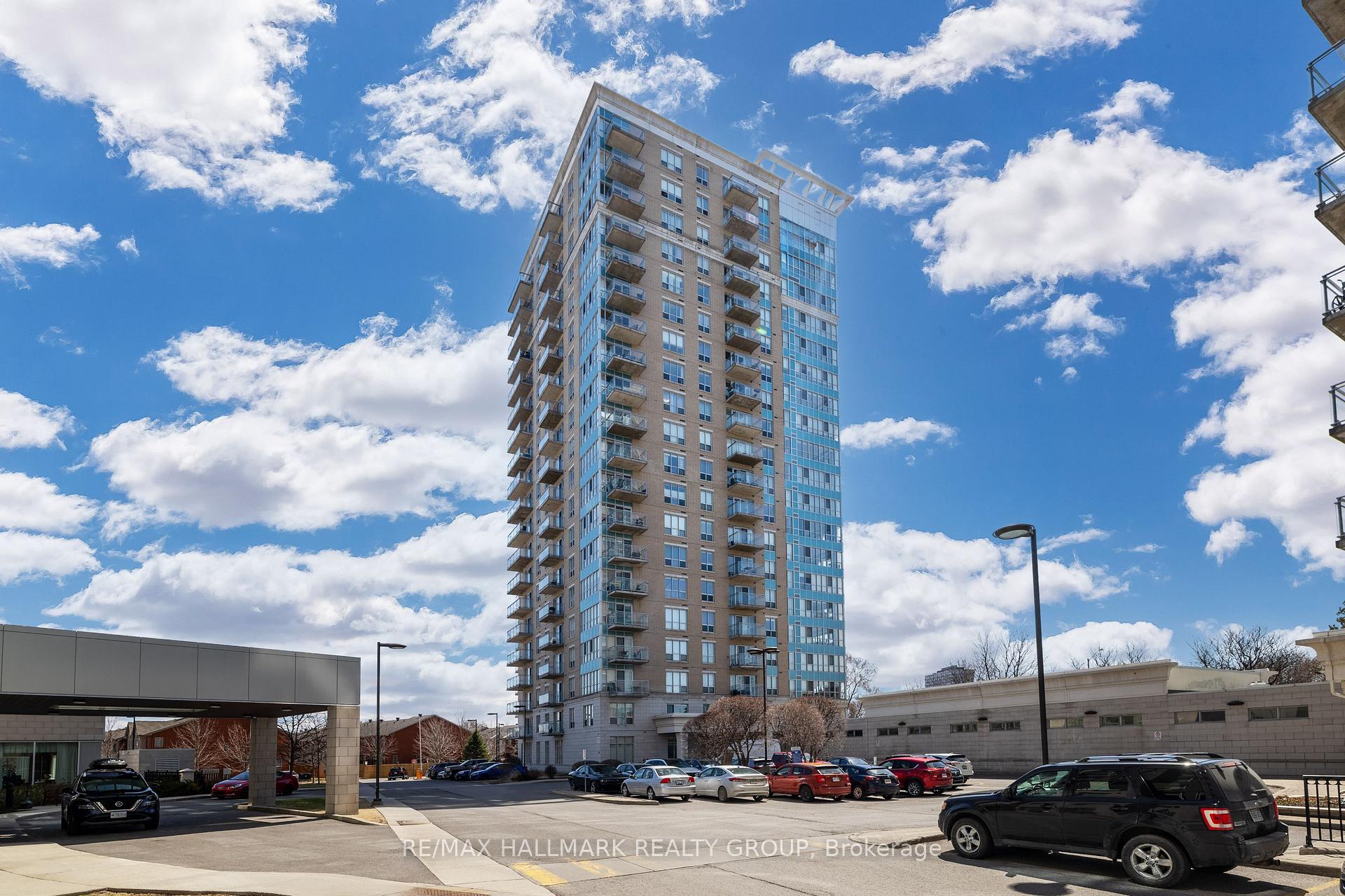 Front of Unit 1304, 90 Landry Street