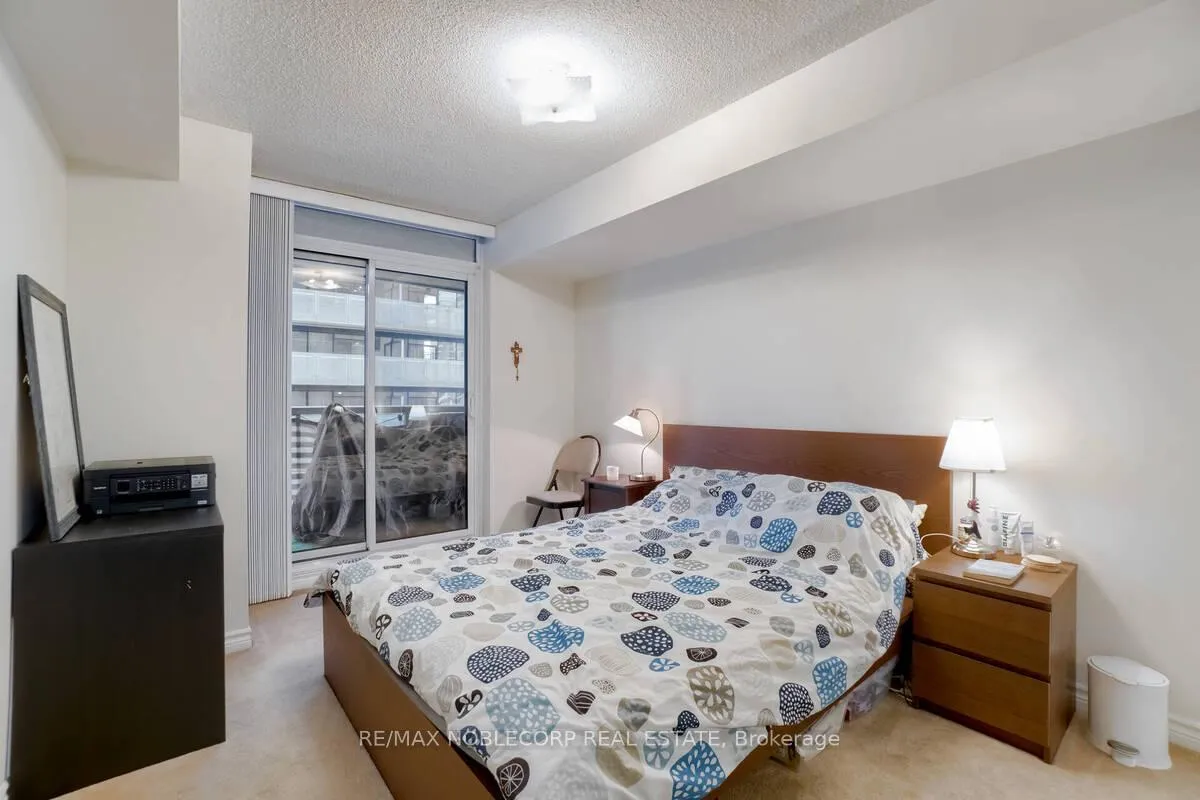 Photo 9 of Unit 807, 19 Grand Trunk Crescent, Toronto, Waterfront Communities — HOMEH