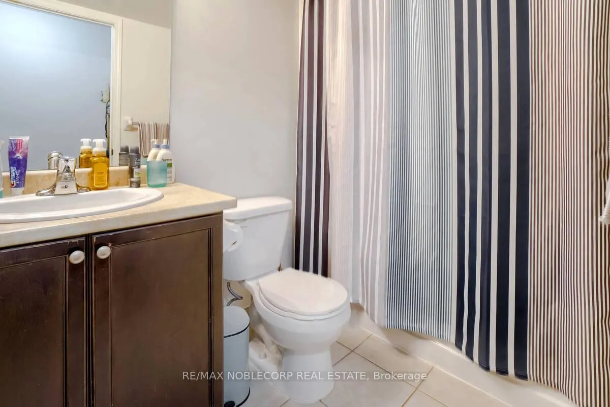 Photo 12 of Unit 807, 19 Grand Trunk Crescent, Toronto, Waterfront Communities — HOMEH