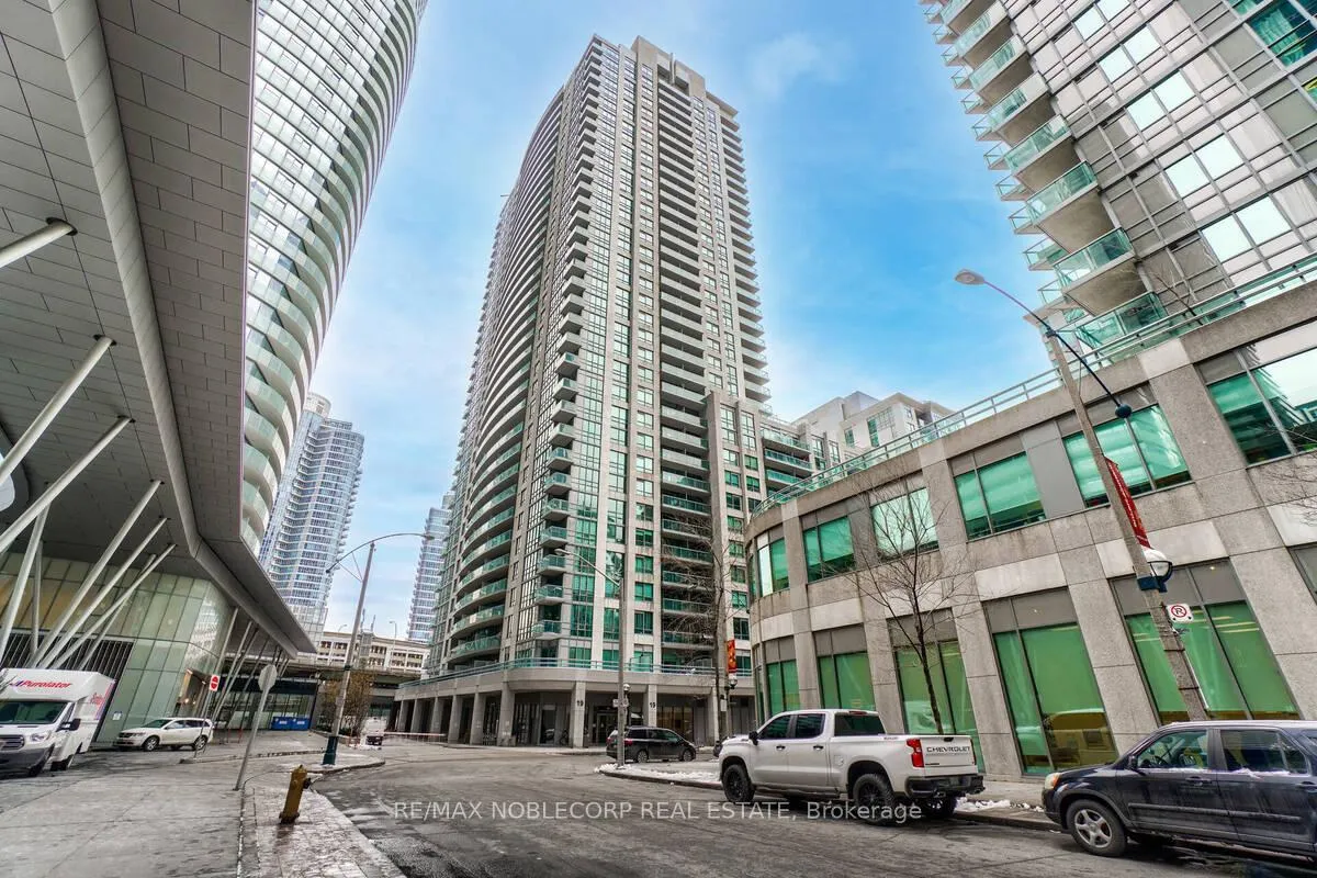 Photo 26 of Unit 807, 19 Grand Trunk Crescent, Toronto, Waterfront Communities — HOMEH