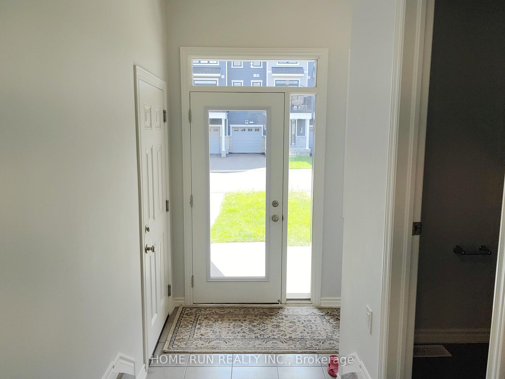 Photo 4 of 58 Lentago Avenue, Ottawa, Barrhaven - Half Moon Bay — HOMEH